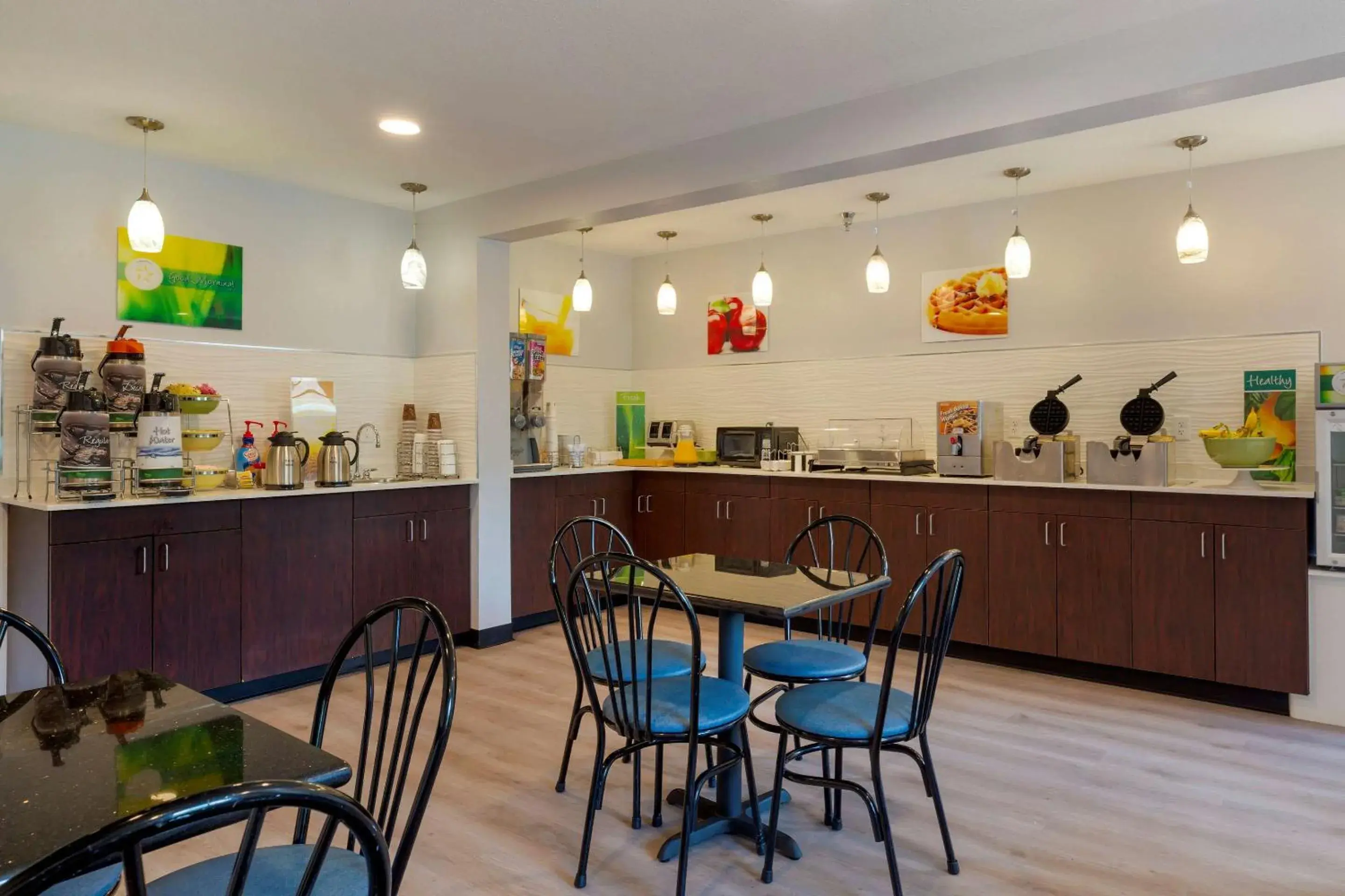 Restaurant/places to eat in Quality Inn Restaurant/places to eat in Quality Inn