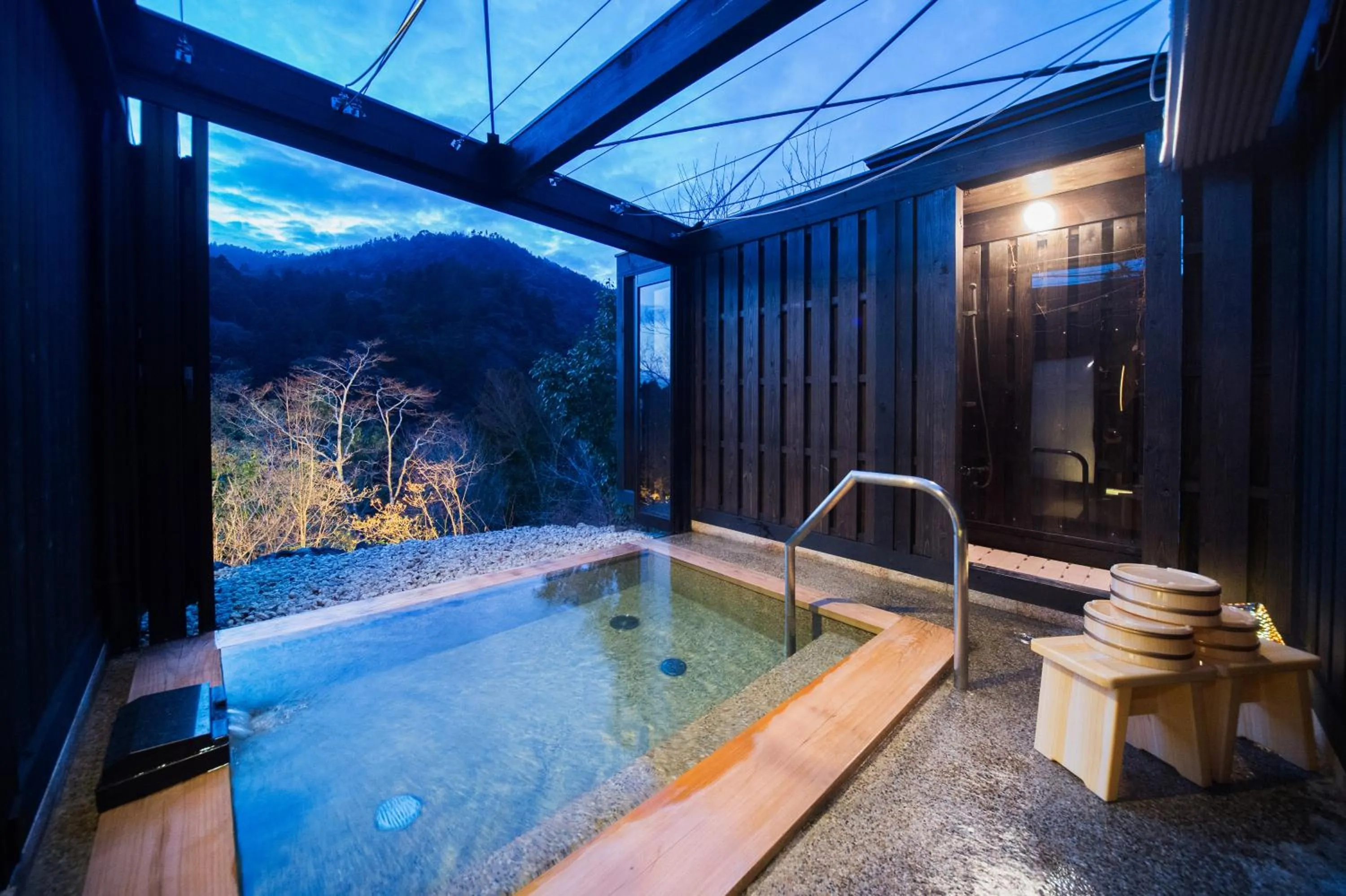 Open Air Bath in Momijiya Honkan Takaosansou