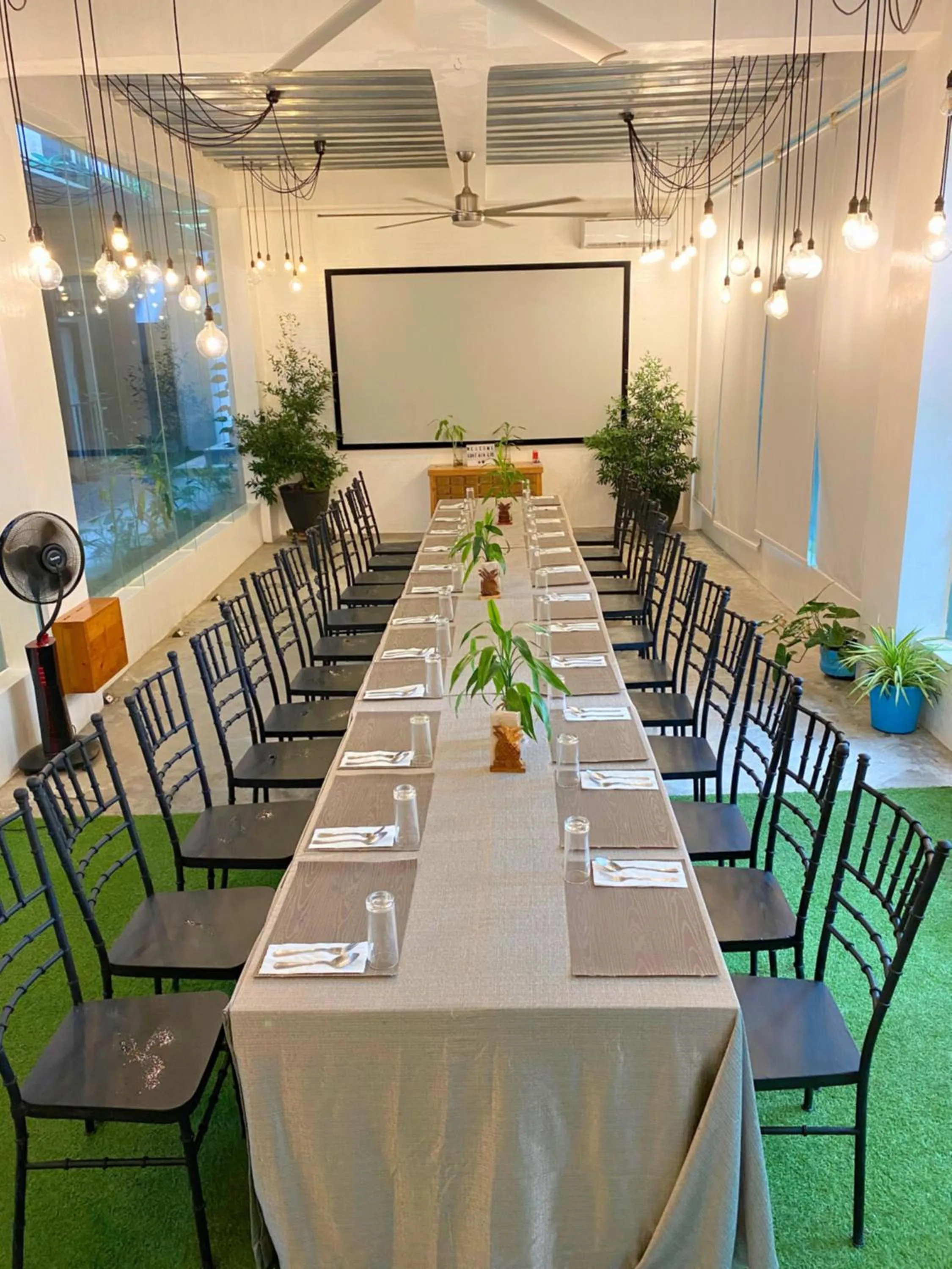 Meeting/conference room in Containers by Eco Hotels