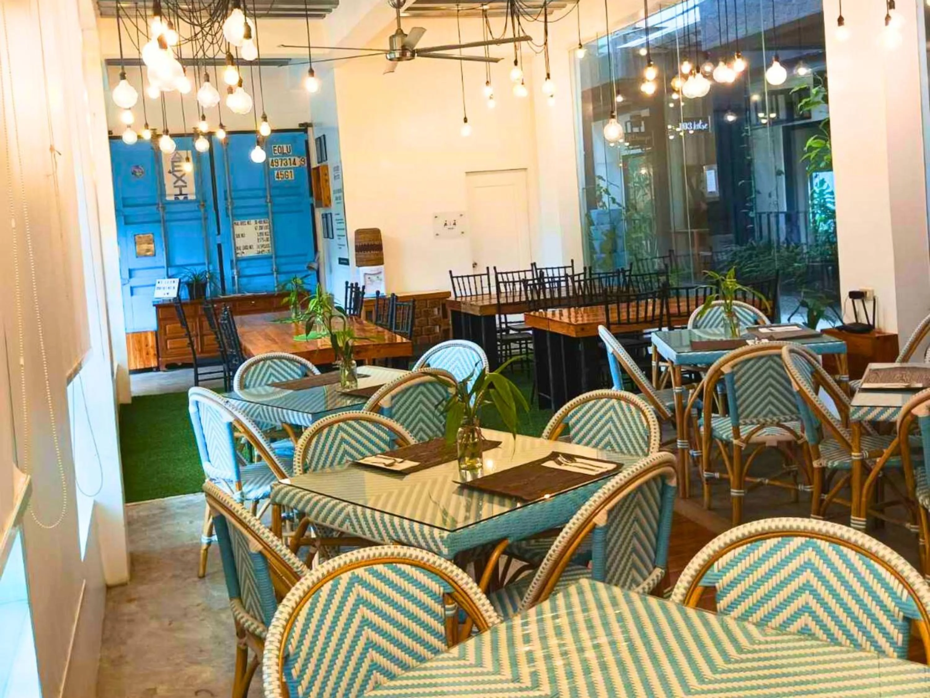 Meeting/conference room in Containers by Eco Hotels