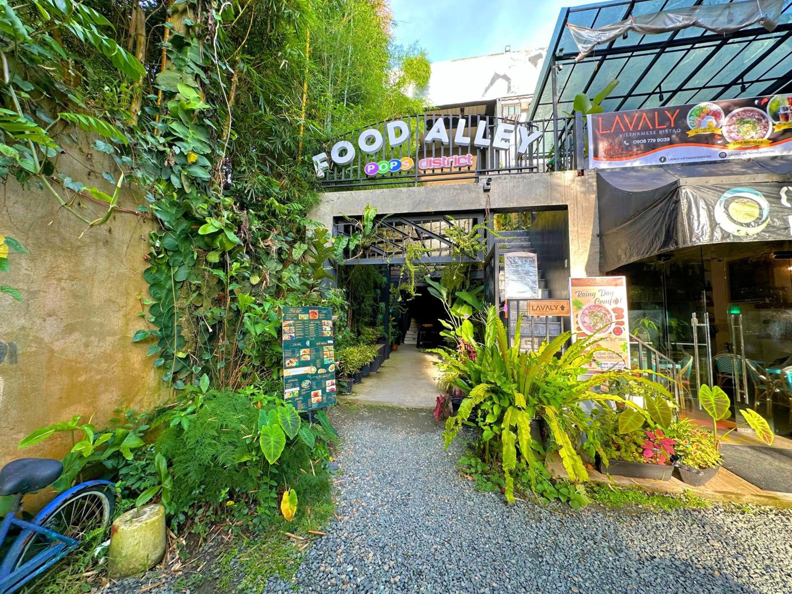 Property building in Containers by Eco Hotels