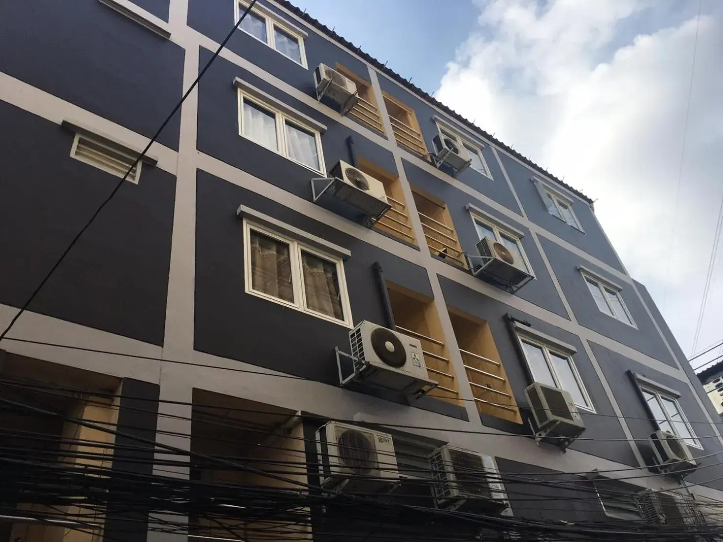 Property building in The Corner Ratchada Property building in The Corner Ratchada