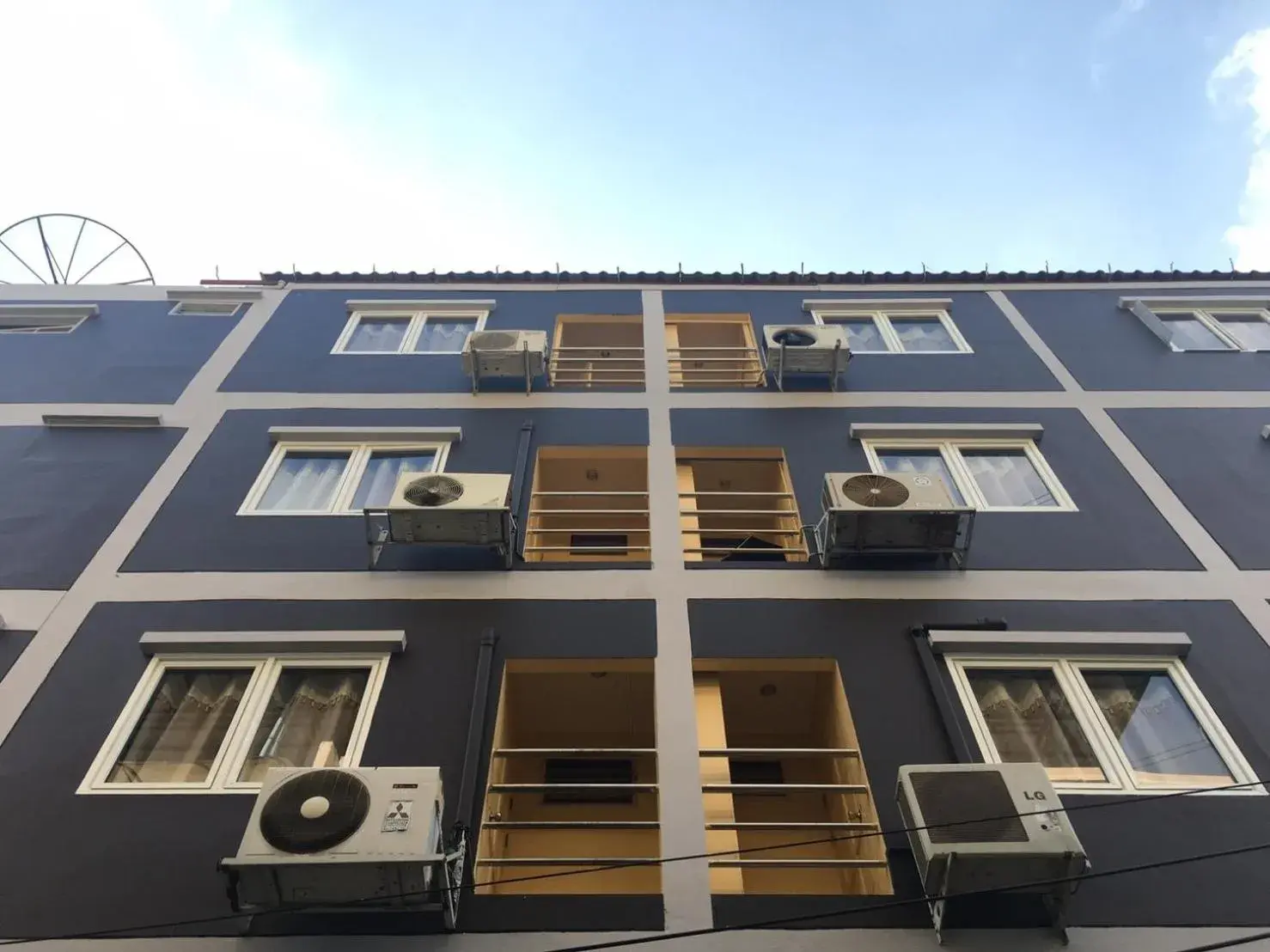 Property building in The Corner Ratchada Property building in The Corner Ratchada