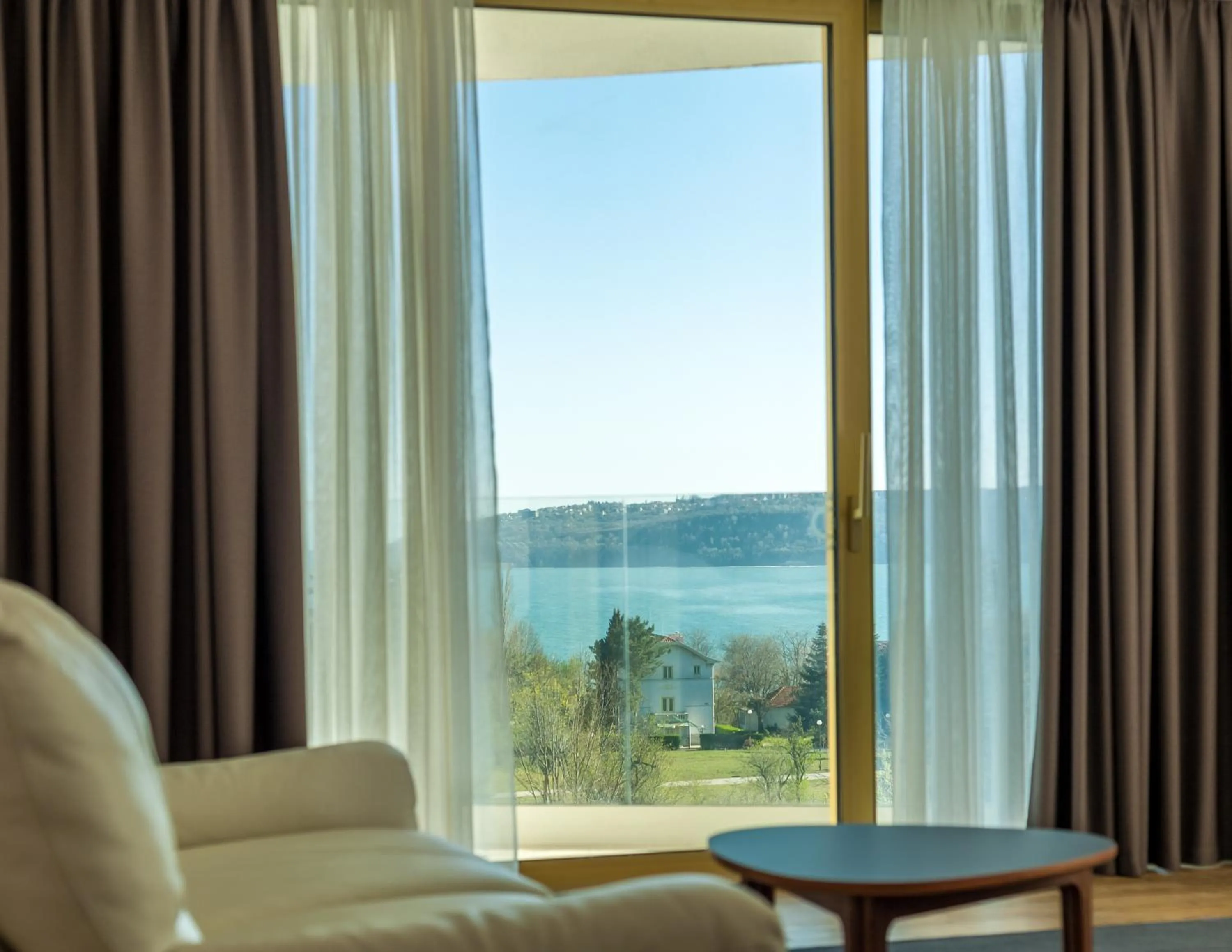 Balcony/Terrace in Amiral Hotel