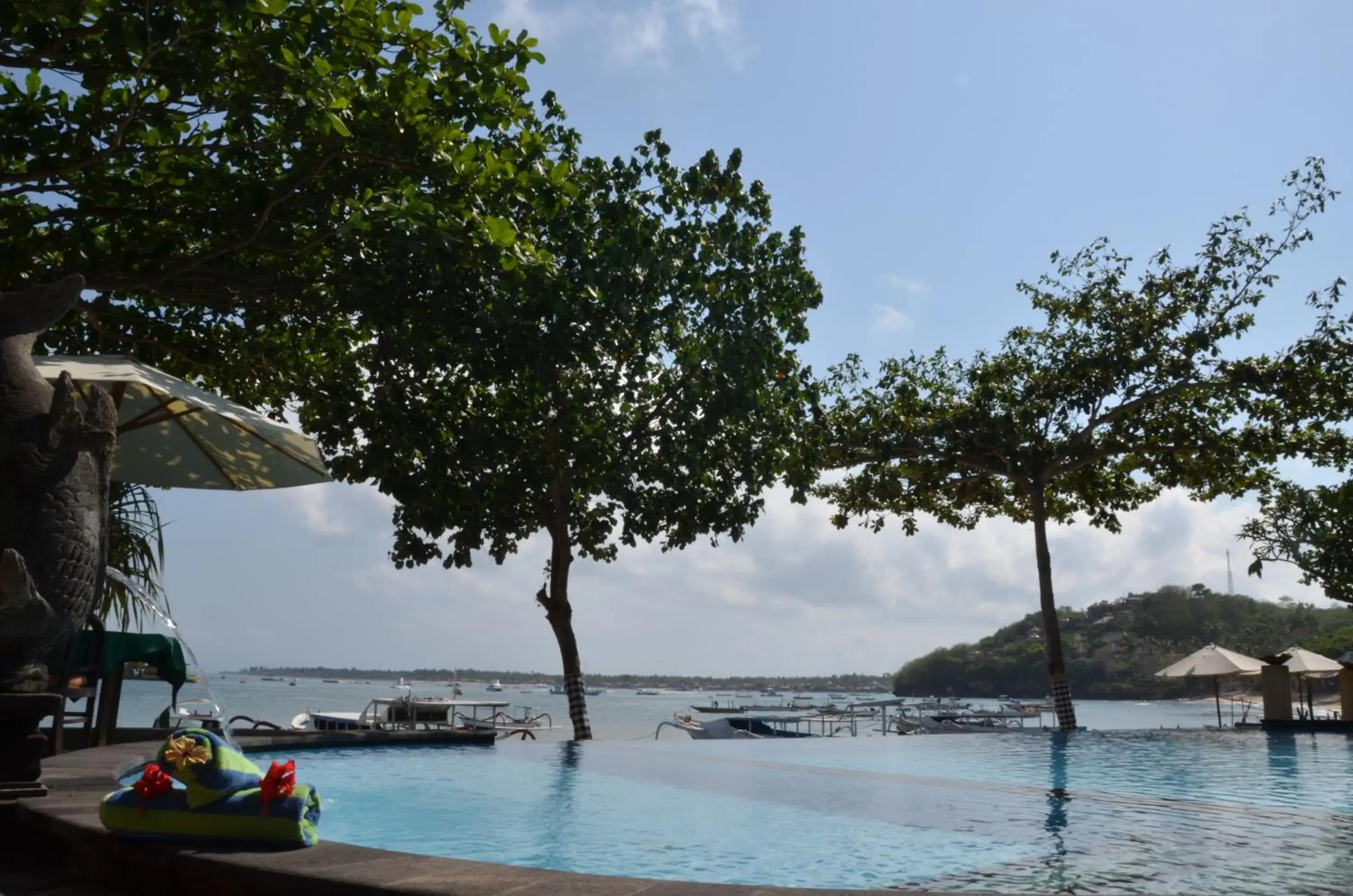 Facade/entrance in Tamarind Beach Bungalow Facade/entrance in Tamarind Beach Bungalow