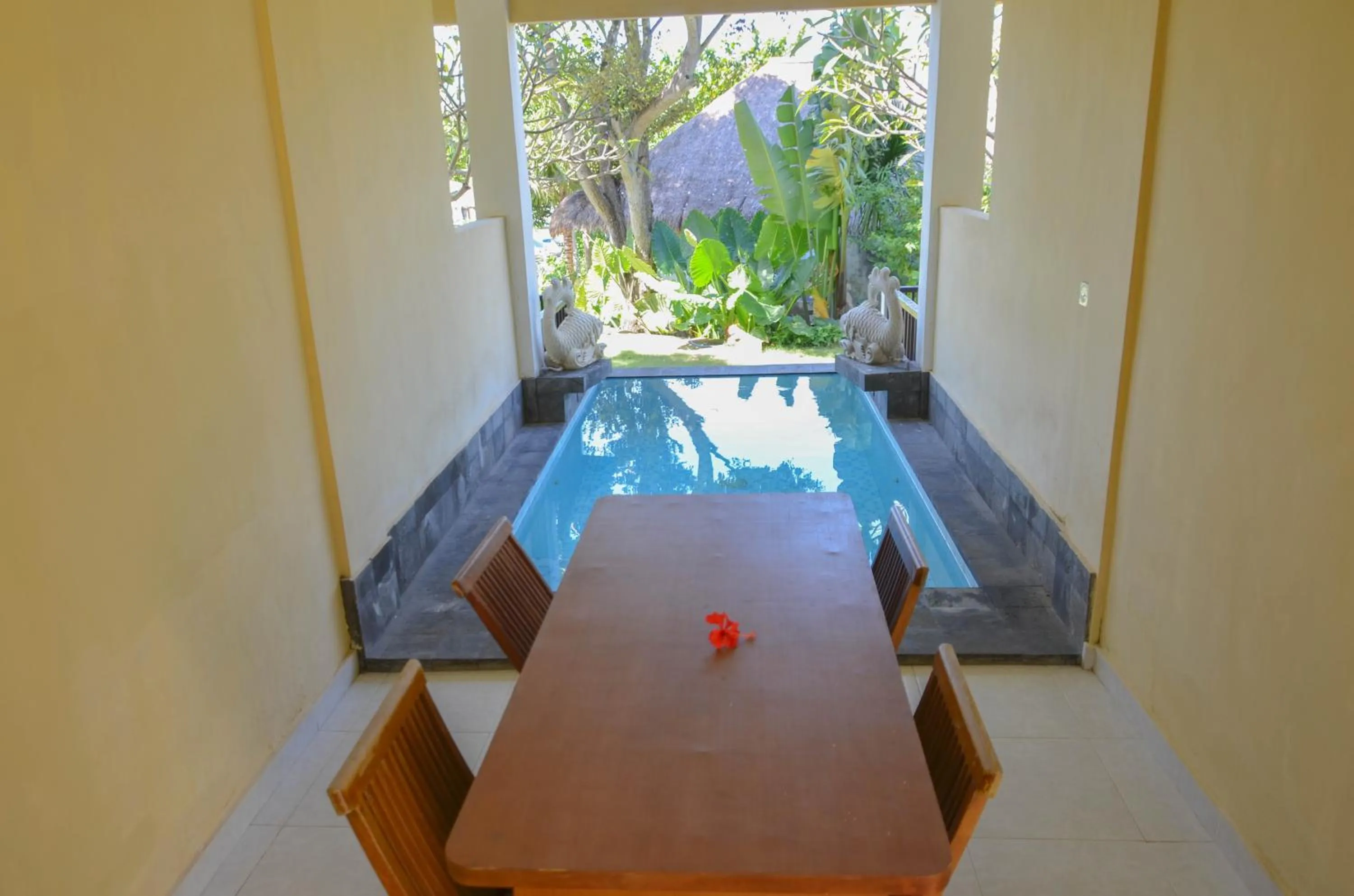 Seating area in Tamarind Beach Bungalow
