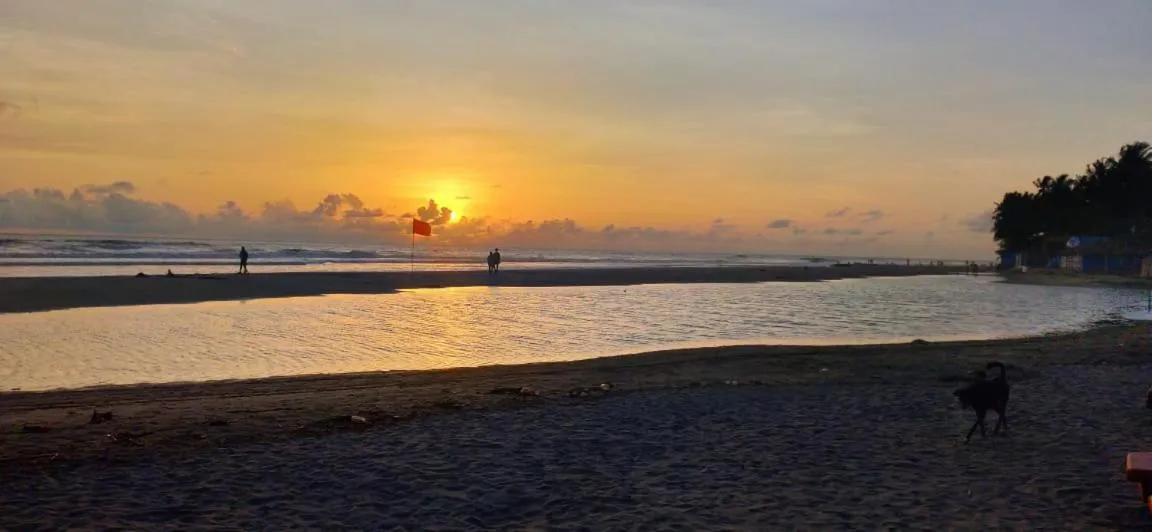 Beach in SinQ Beach Morjim
