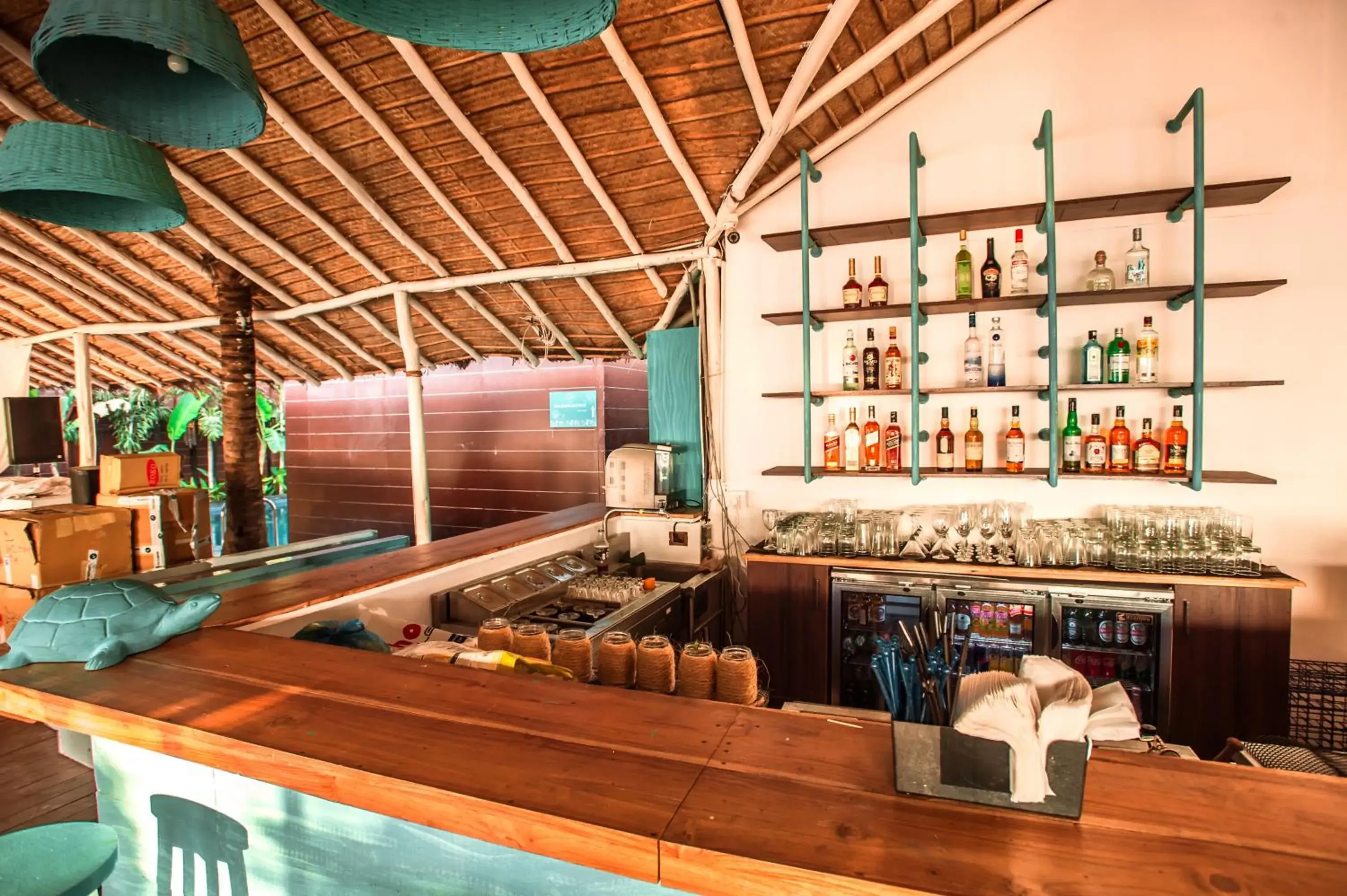 Lounge or bar in SinQ Beach Morjim Lounge or bar in SinQ Beach Morjim