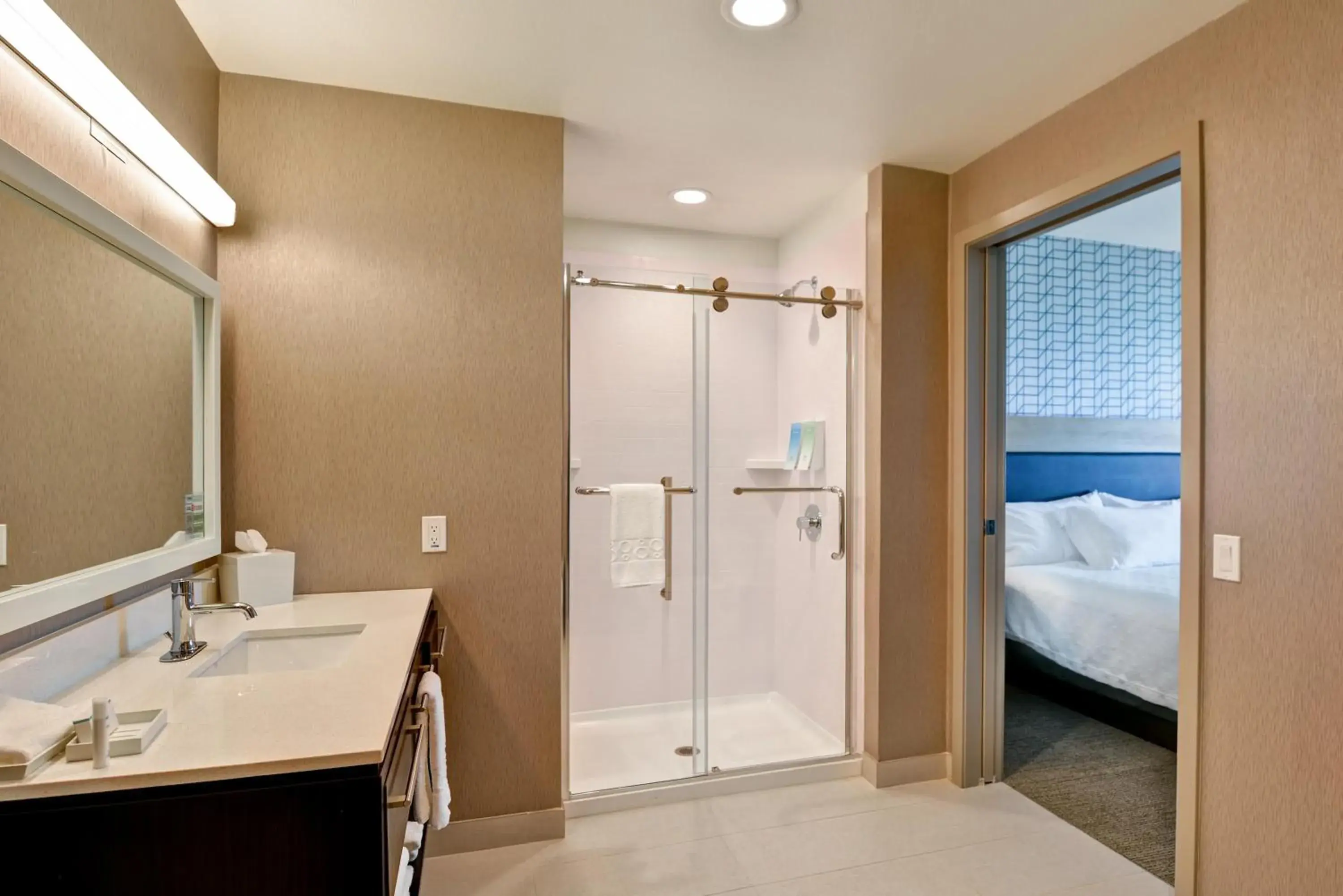 Bathroom, Bed in Home2 Suites By Hilton Palmdale Bathroom, Bed in Home2 Suites By Hilton Palmdale