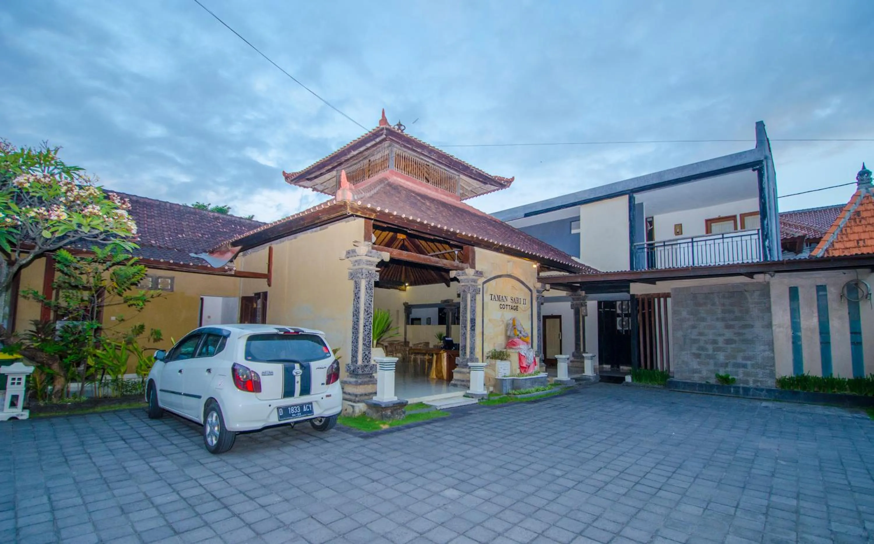 Area and facilities in Taman Sari Cottages