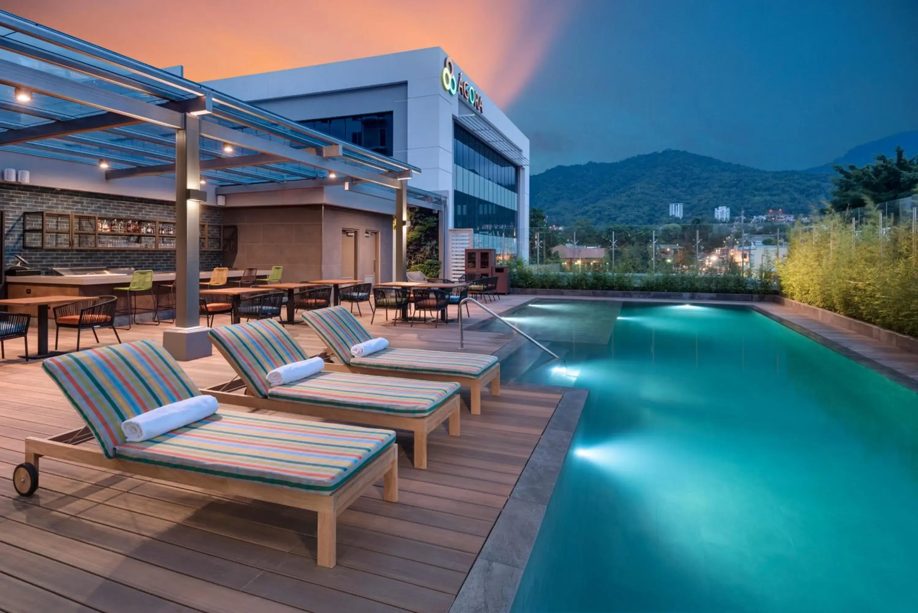 Swimming pool in Hyatt Place San Pedro Swimming pool in Hyatt Place San Pedro