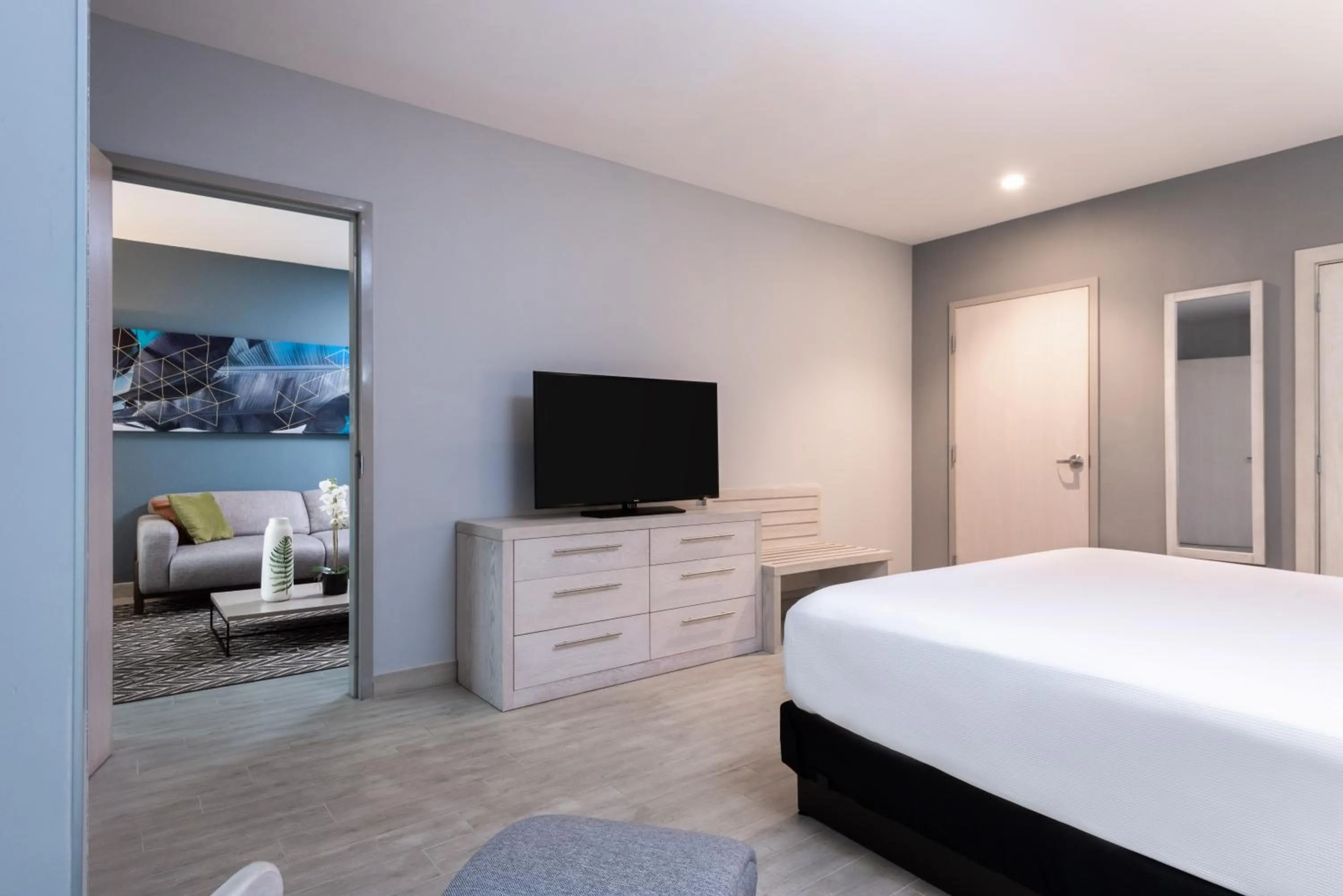 Photo of the whole room, Bed in Hyatt Place San Pedro