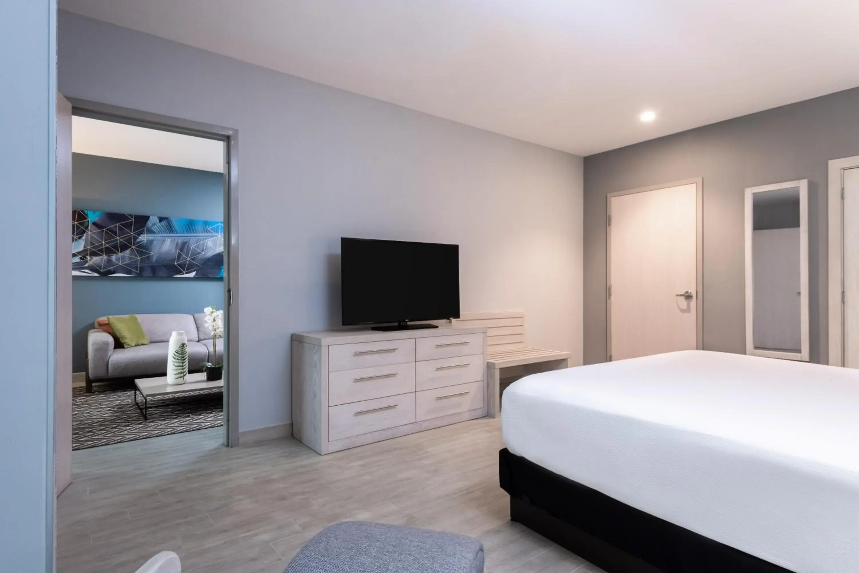 Photo of the whole room, Bed in Hyatt Place San Pedro Photo of the whole room, Bed in Hyatt Place San Pedro