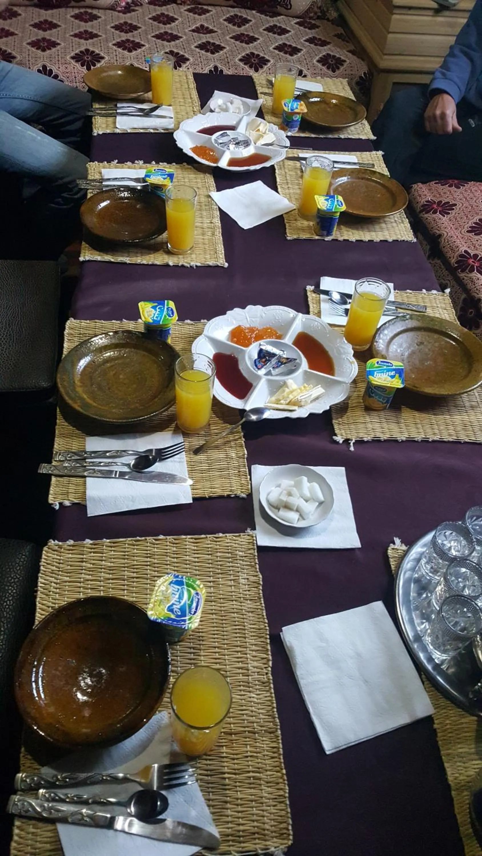 Food and drinks in Les Jardins De Todgha gorges de todra tinghir