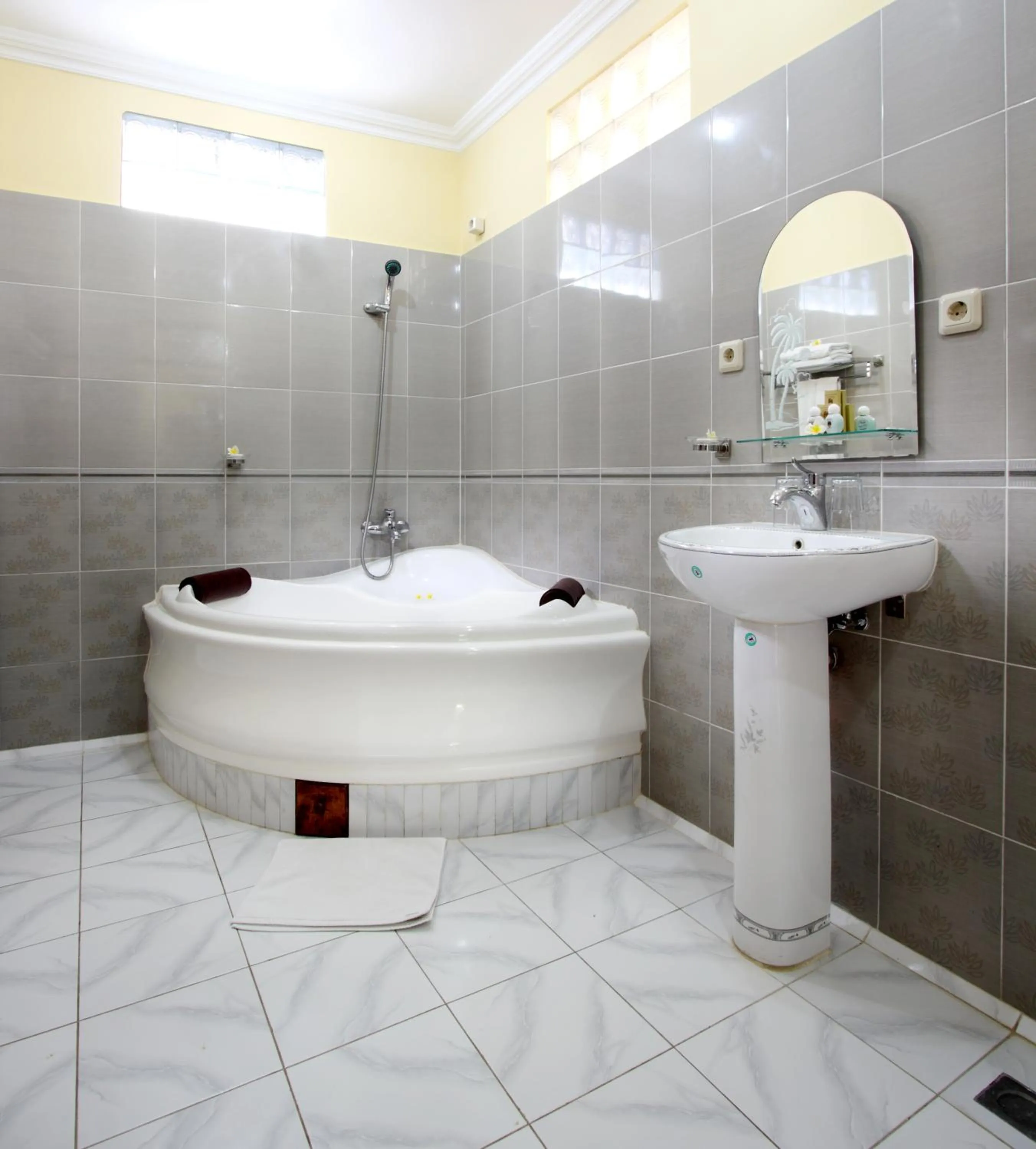Bathroom in Bali Palms Resort