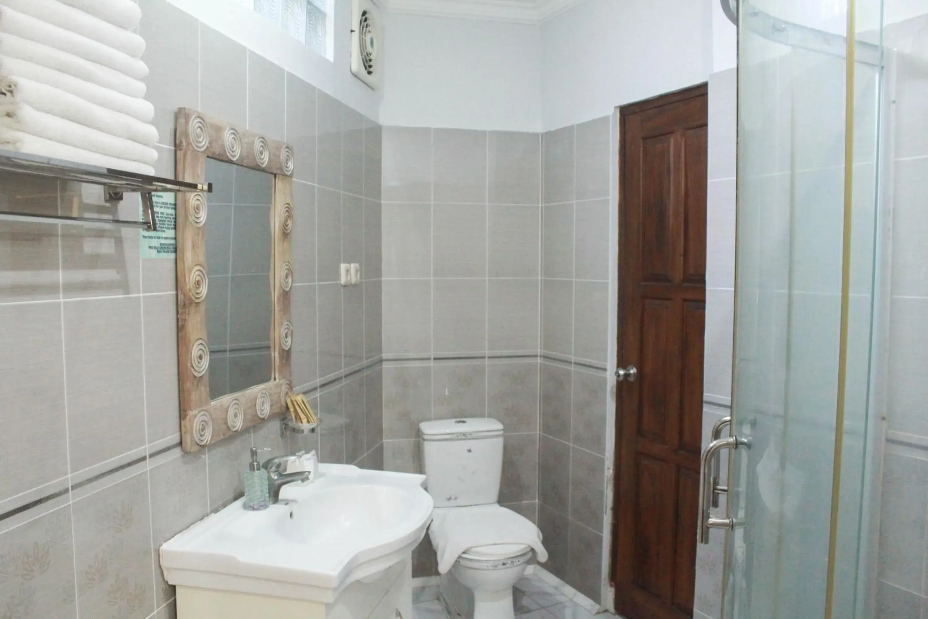 Bathroom in Bali Palms Resort Bathroom in Bali Palms Resort