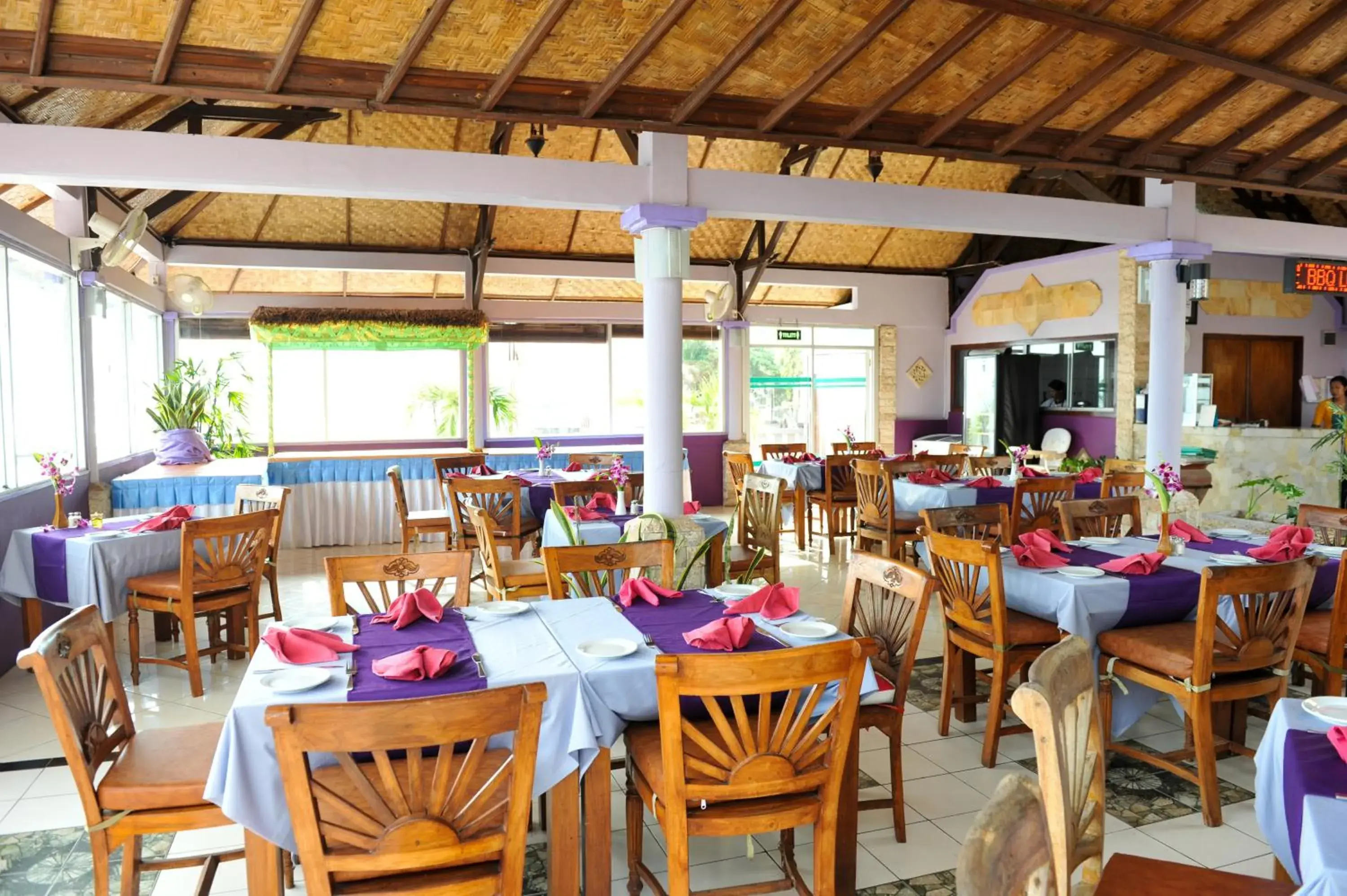 Restaurant/places to eat in Bali Palms Resort Restaurant/places to eat in Bali Palms Resort