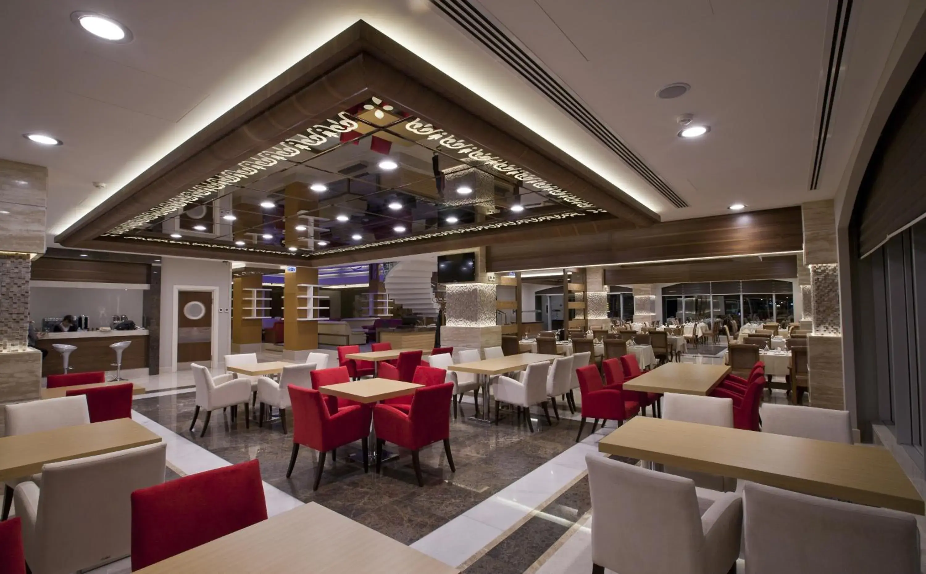 Restaurant/places to eat in Fourway Hotel&Spa Restaurant/places to eat in Fourway Hotel&Spa