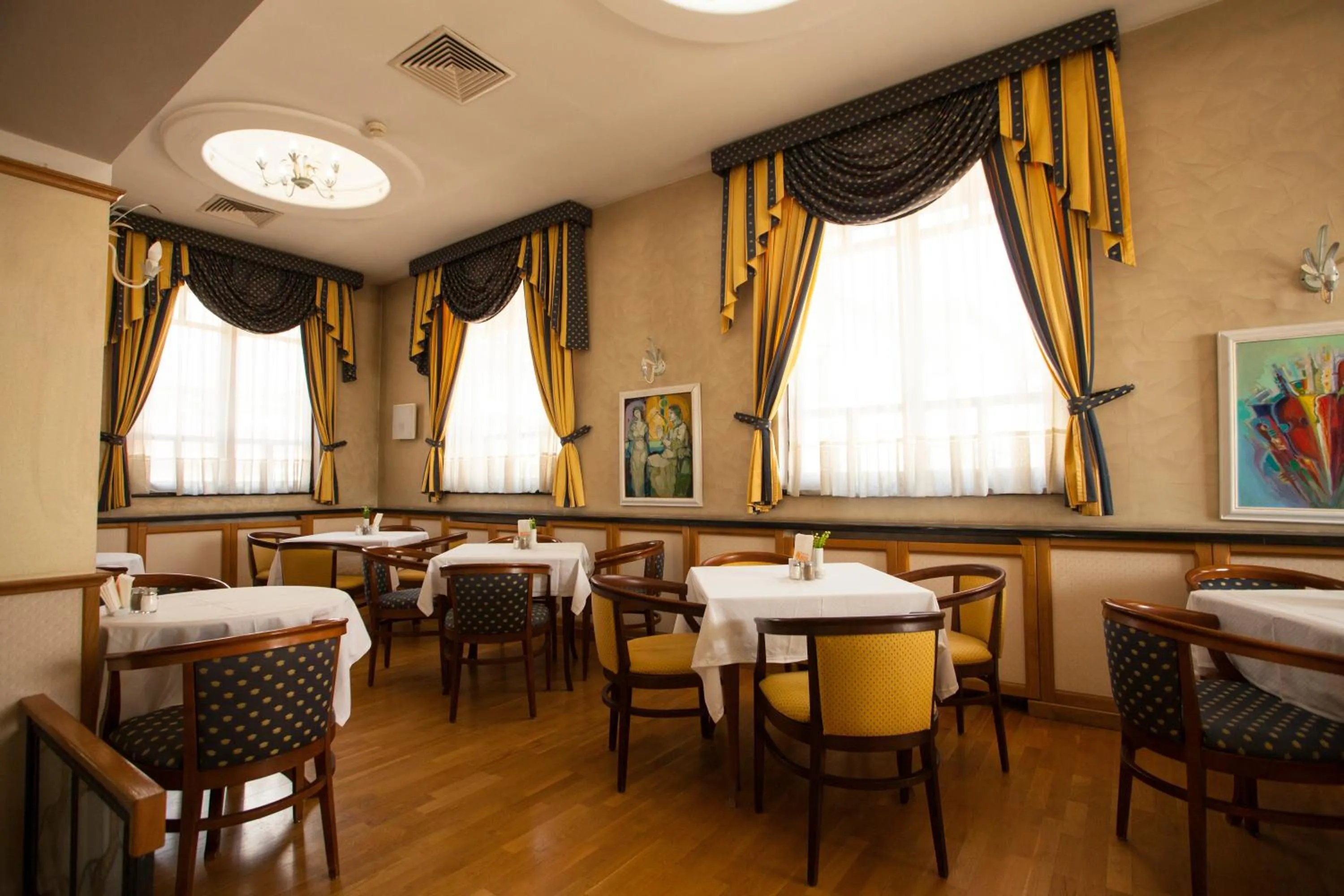 Restaurant/places to eat in Hotel Tanne