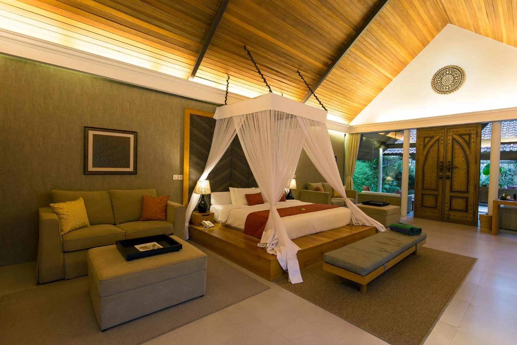 Bathroom, Bed in Plataran Borobudur