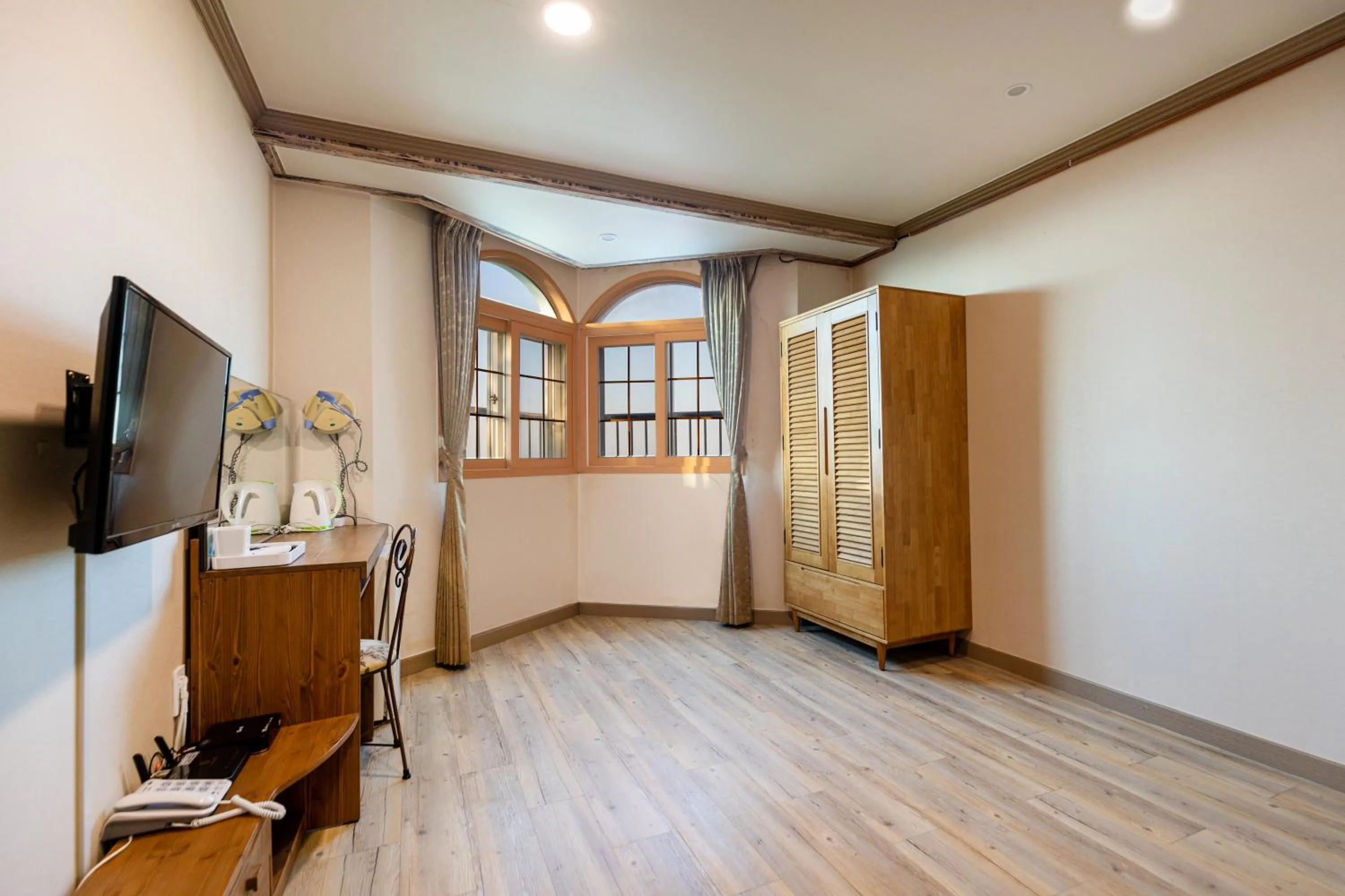 TV/Entertainment Center in New Ocean Resort