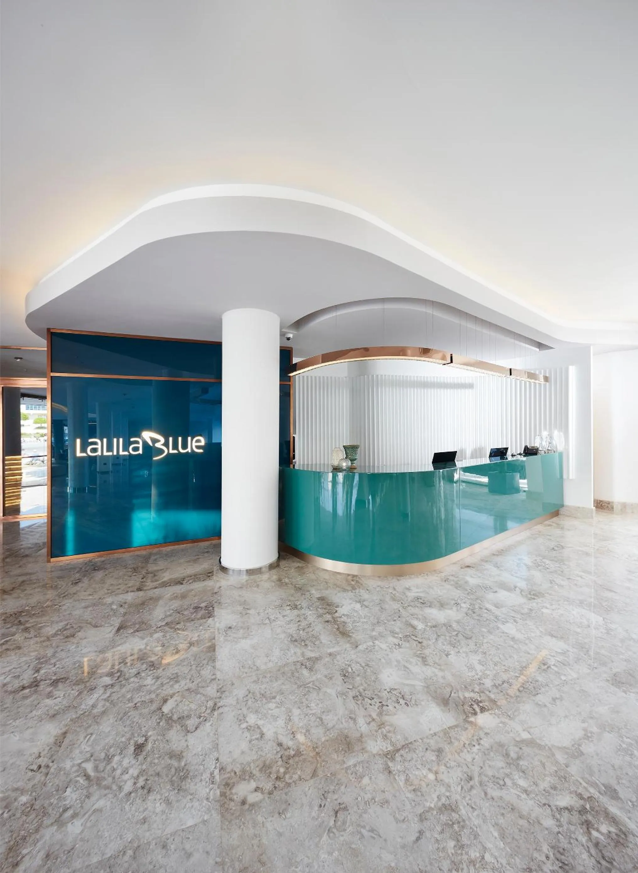Lobby or reception in Lalila Blue Suites
