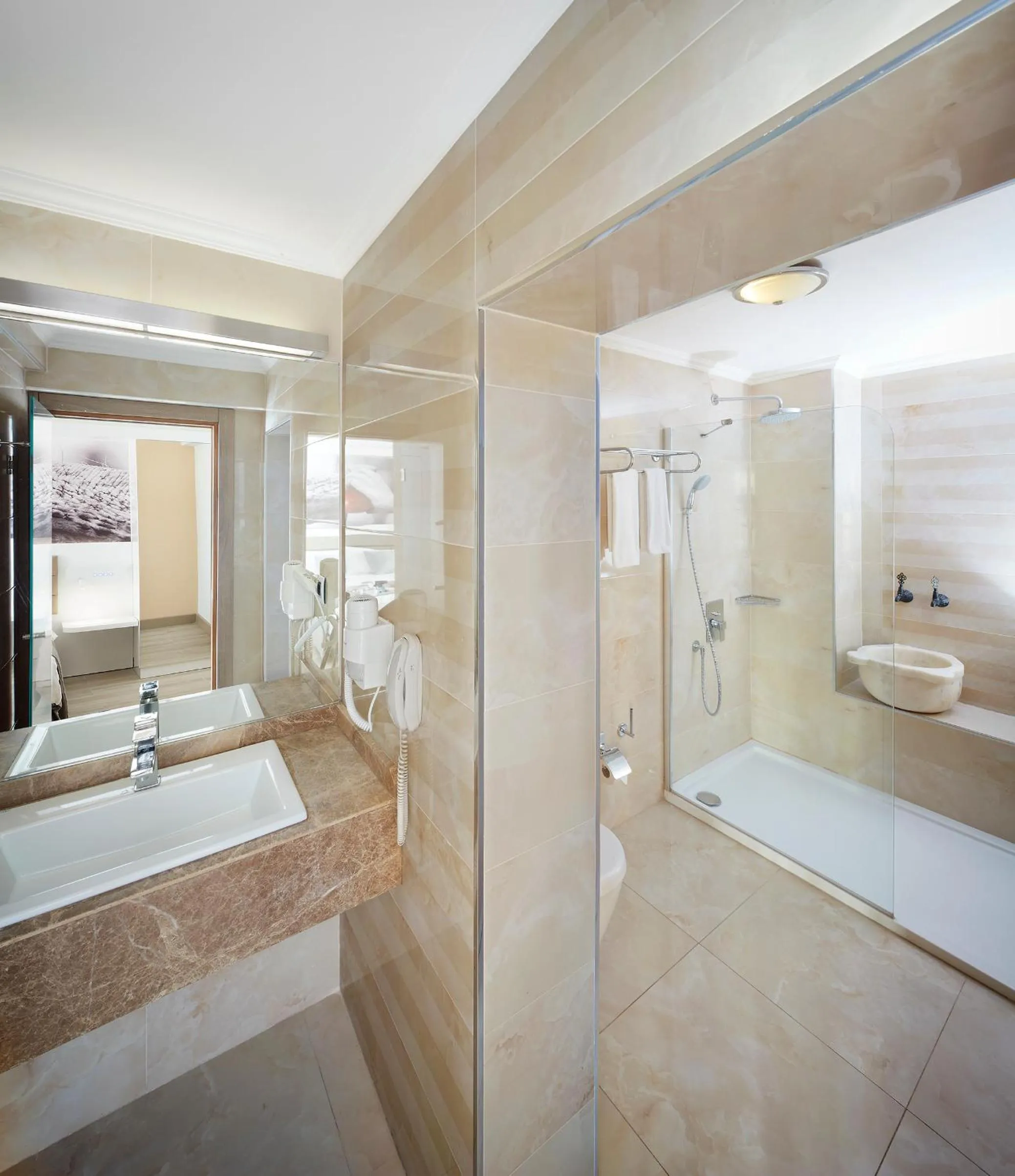 Bathroom in Lalila Blue Suites