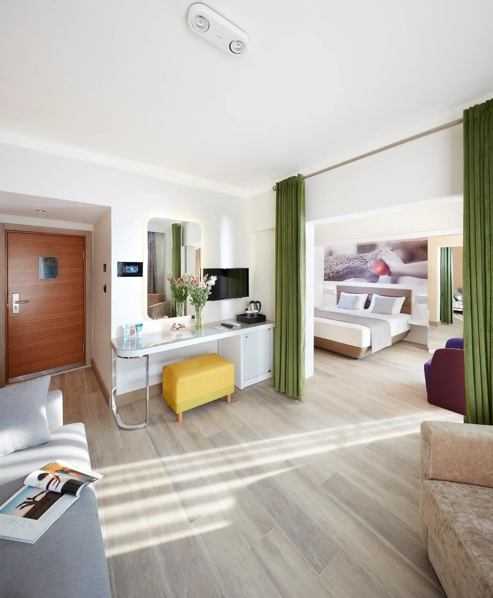 Family Room in Lalila Blue Suites Family Room in Lalila Blue Suites