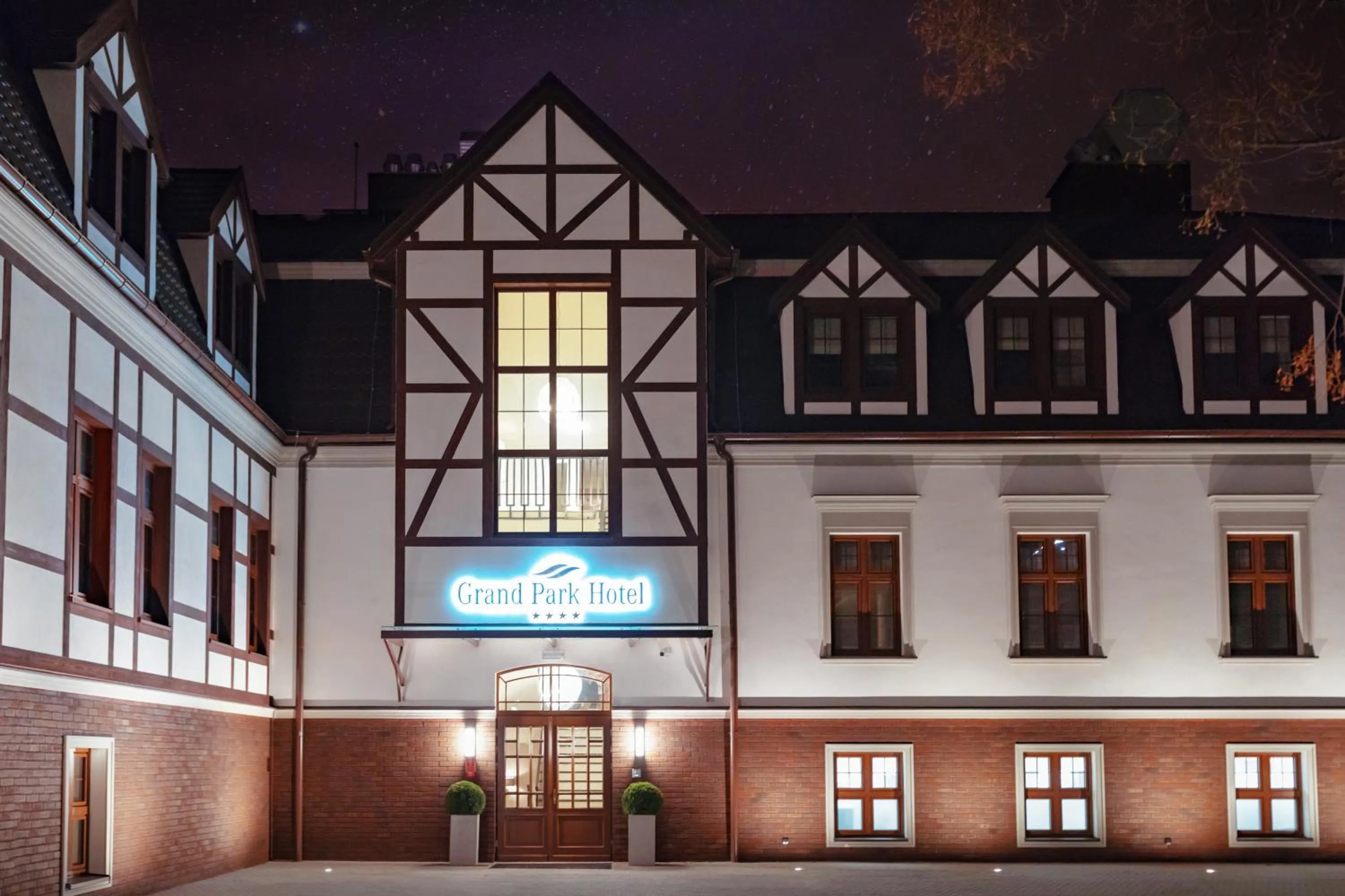 Property building in Grand Park Hotel