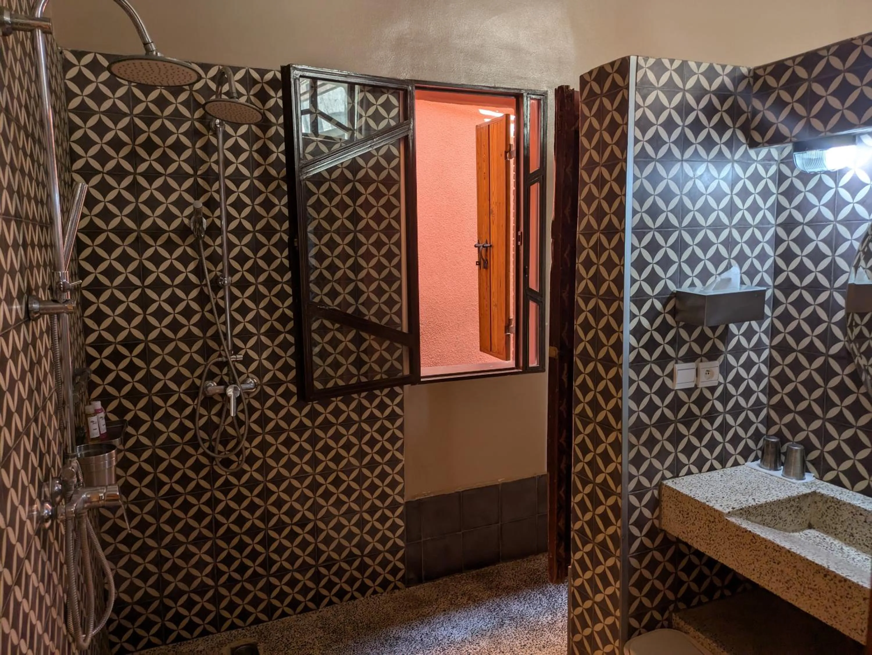 Bathroom in Dar d'Art