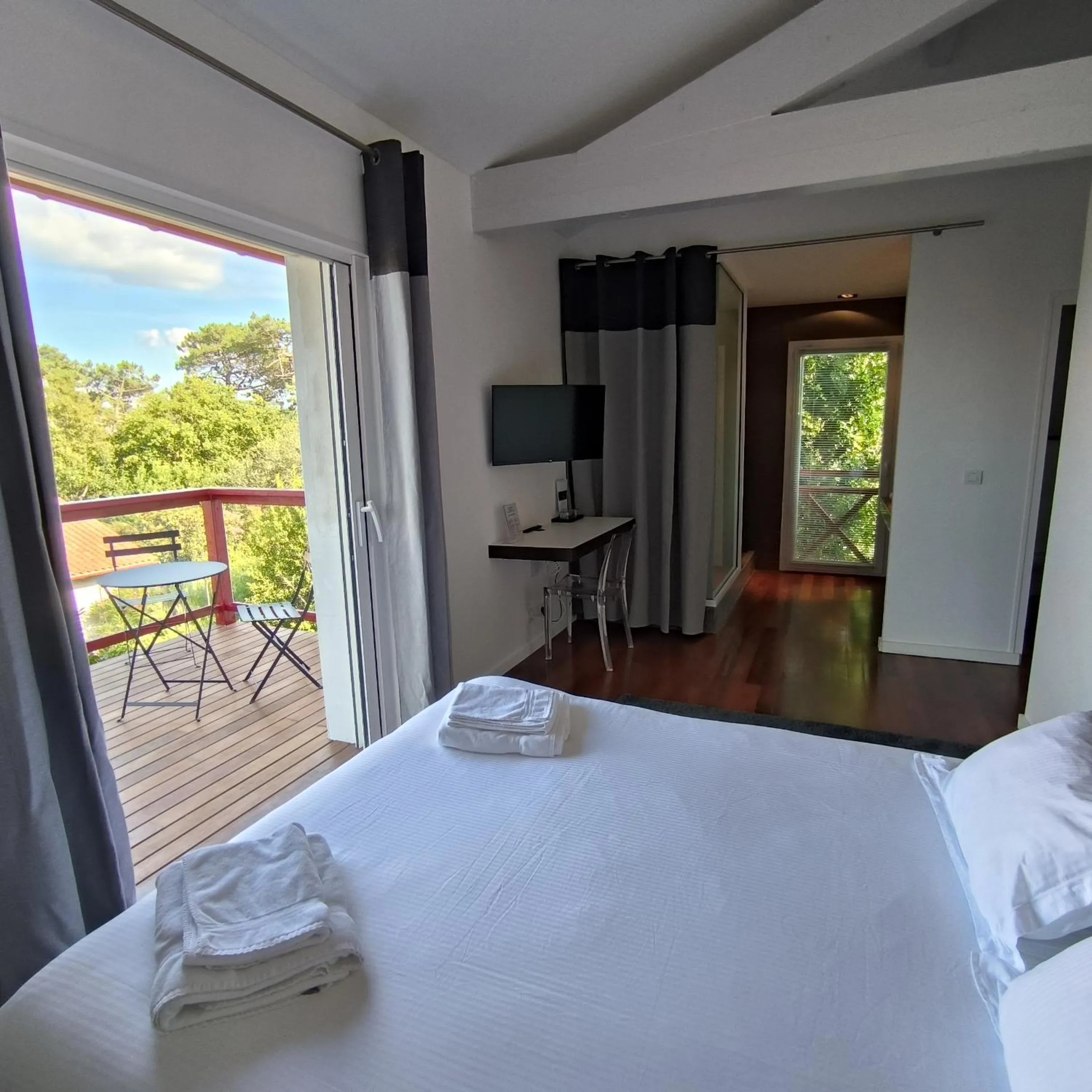 Bed in Lafitenia Resort