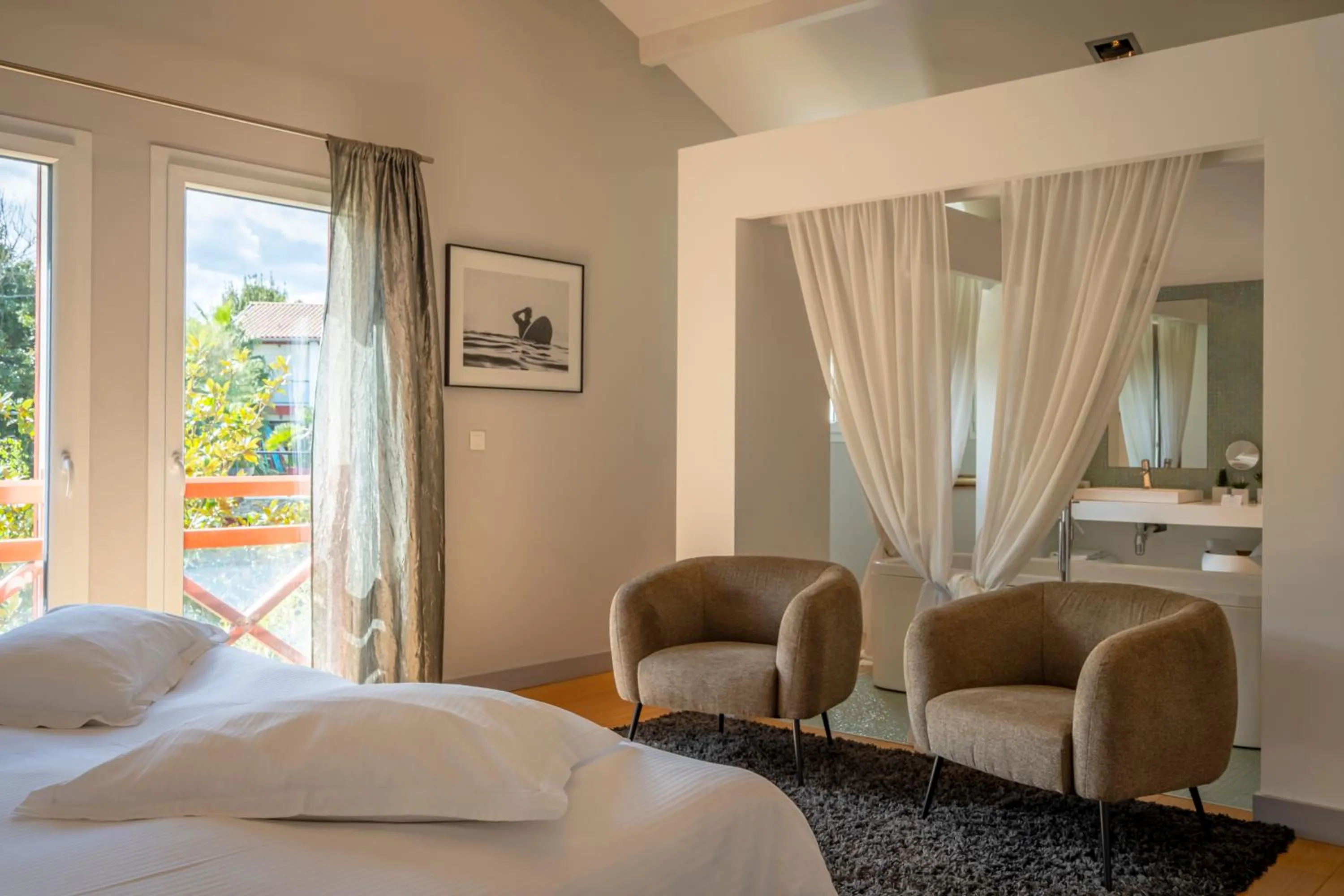 Photo of the whole room, Bed in Lafitenia Resort