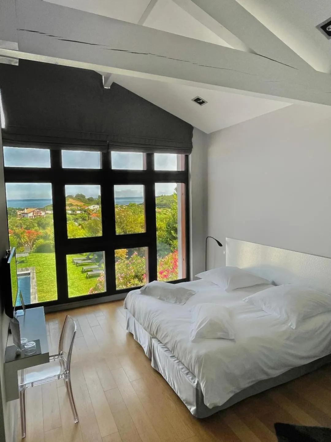 Photo of the whole room, Bed in Lafitenia Resort