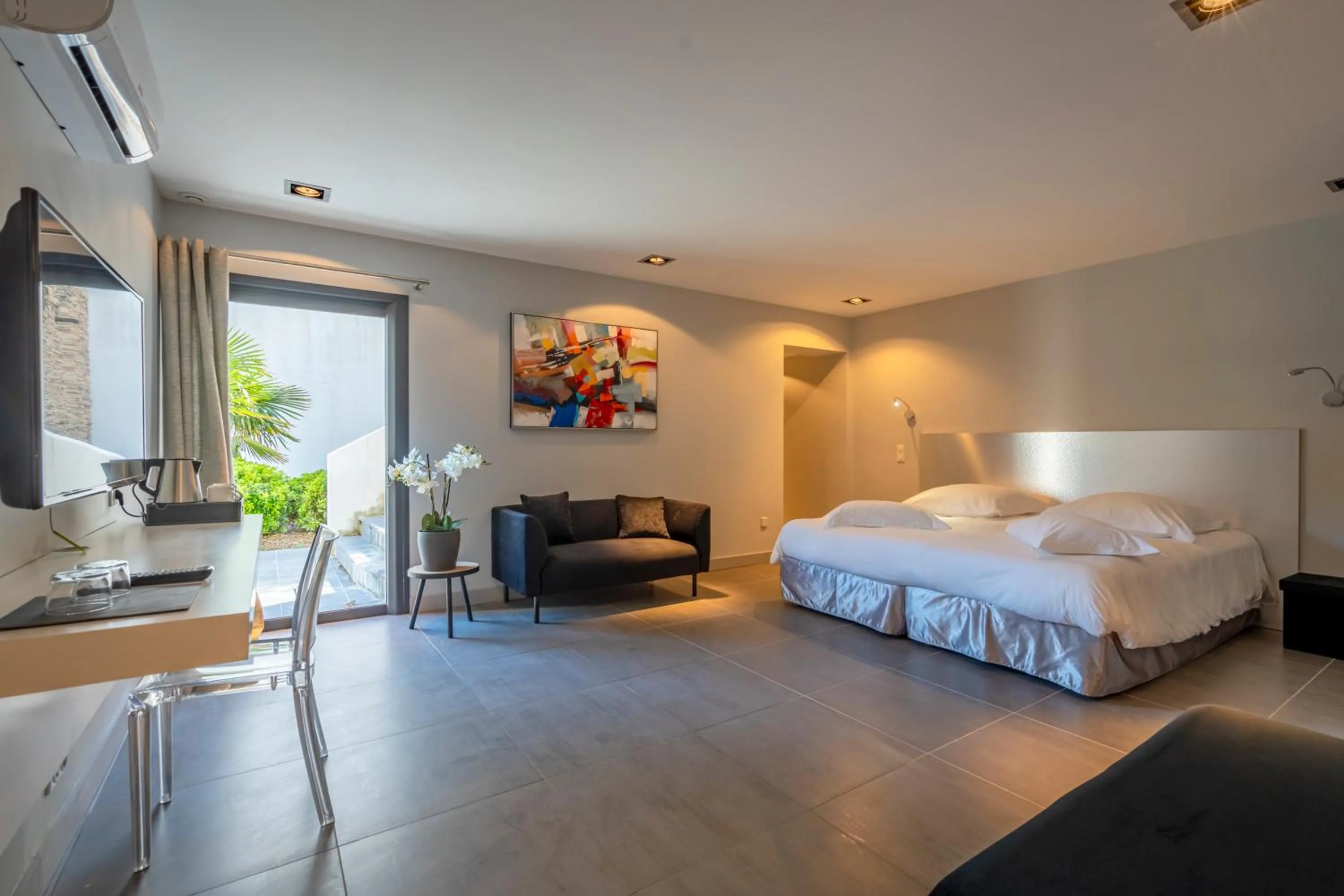 Photo of the whole room, Bed in Lafitenia Resort