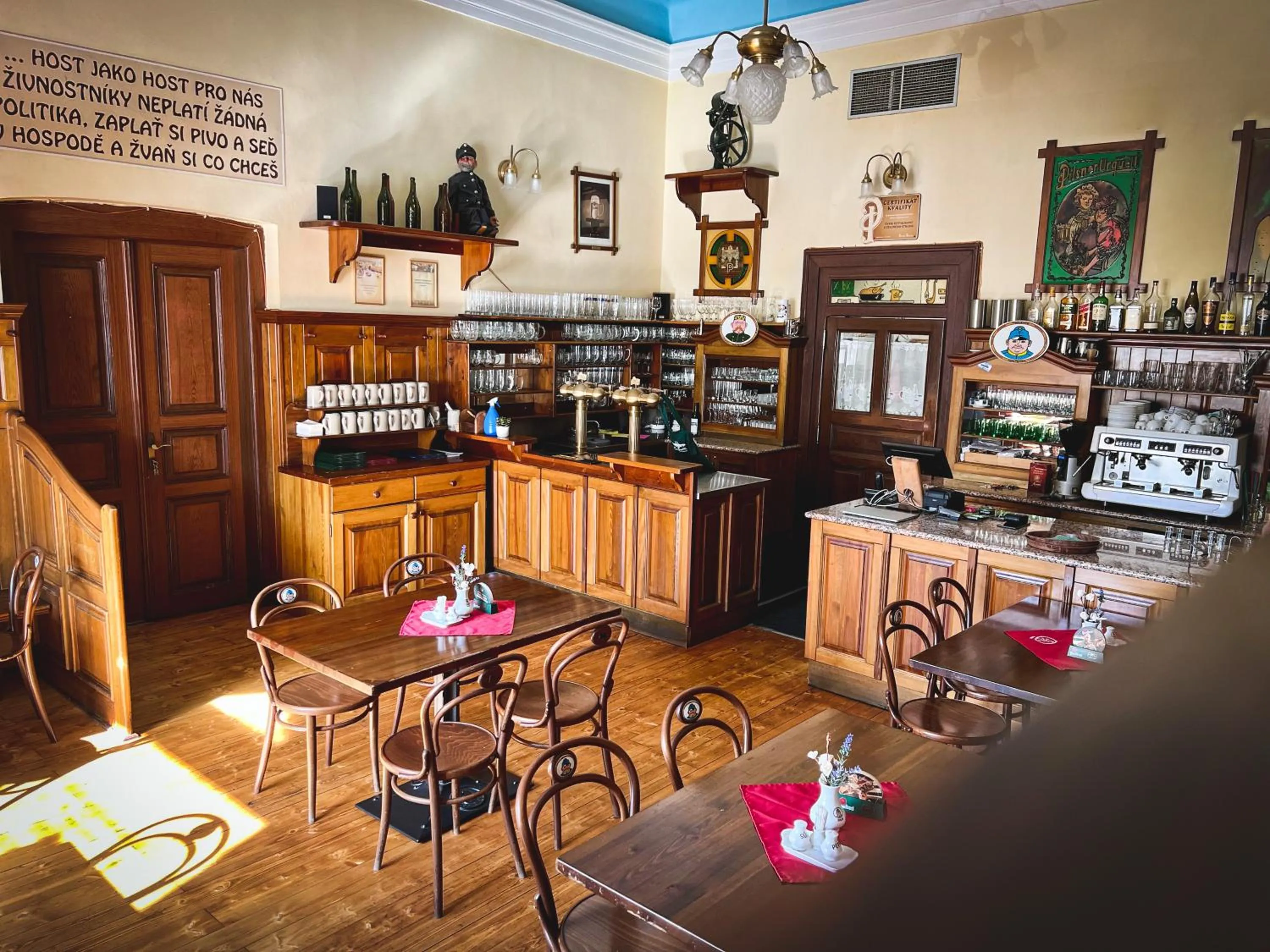 Hotel U Zeleneho stromu