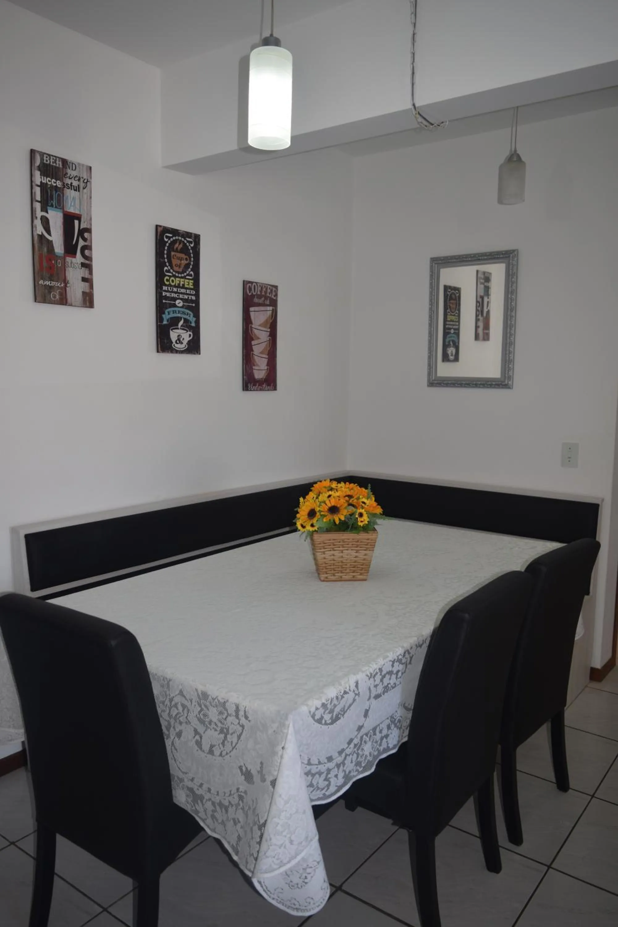 Dining area in Apartamento Temporada na Praia