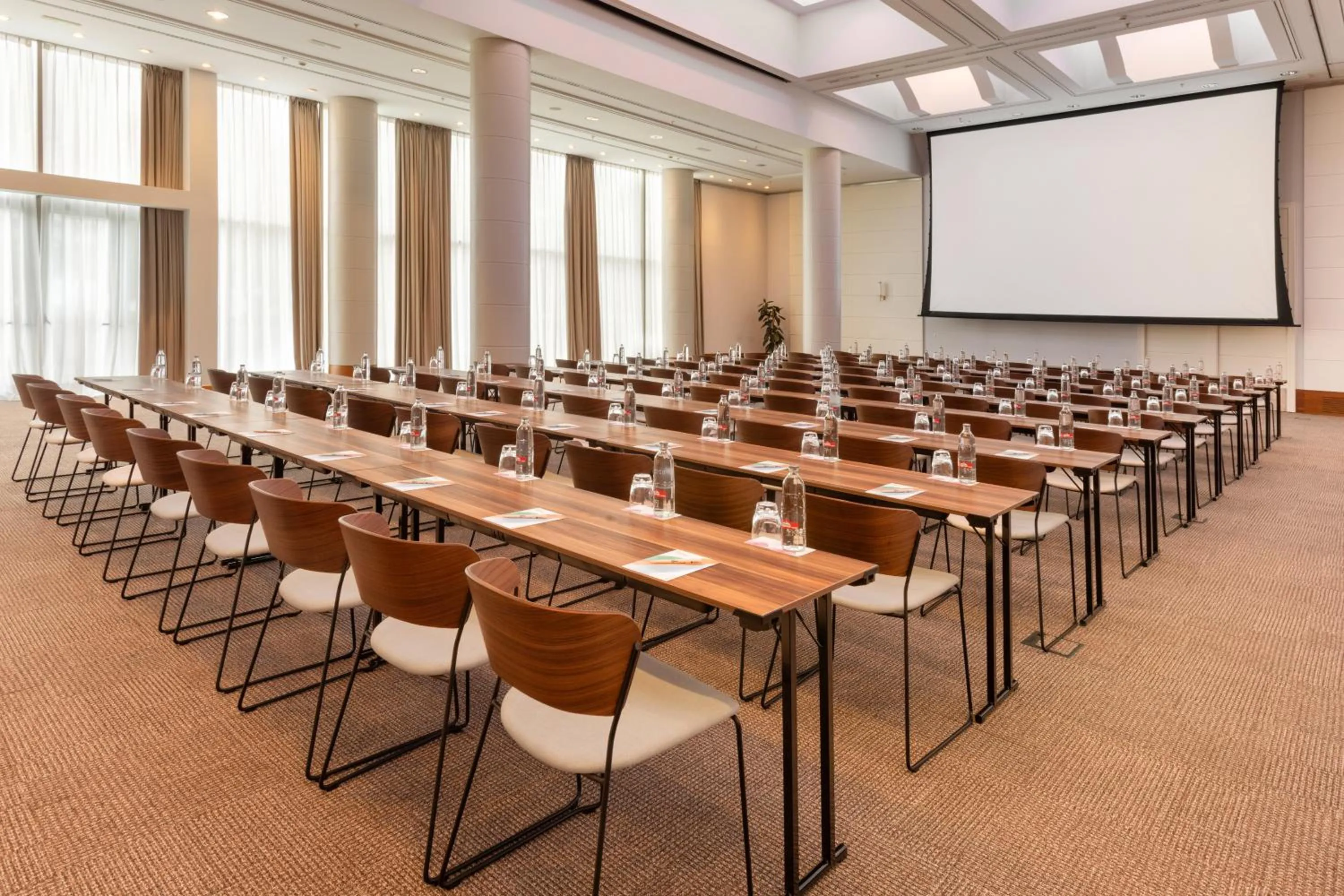 Meeting/conference room in Melia Valencia