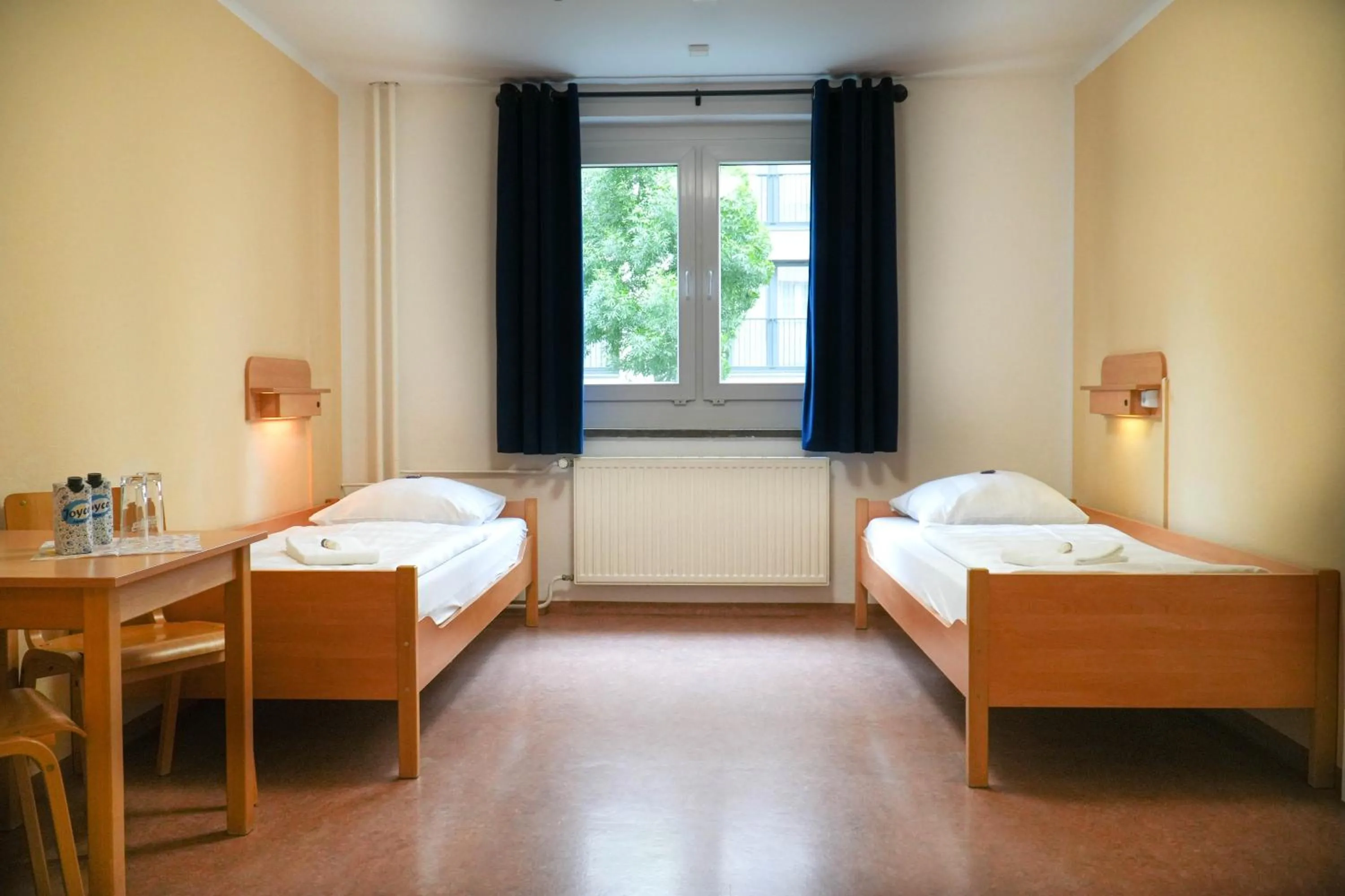 Photo of the whole room, Bed in DJH Jugendherberge Dresden - Jugendgästehaus