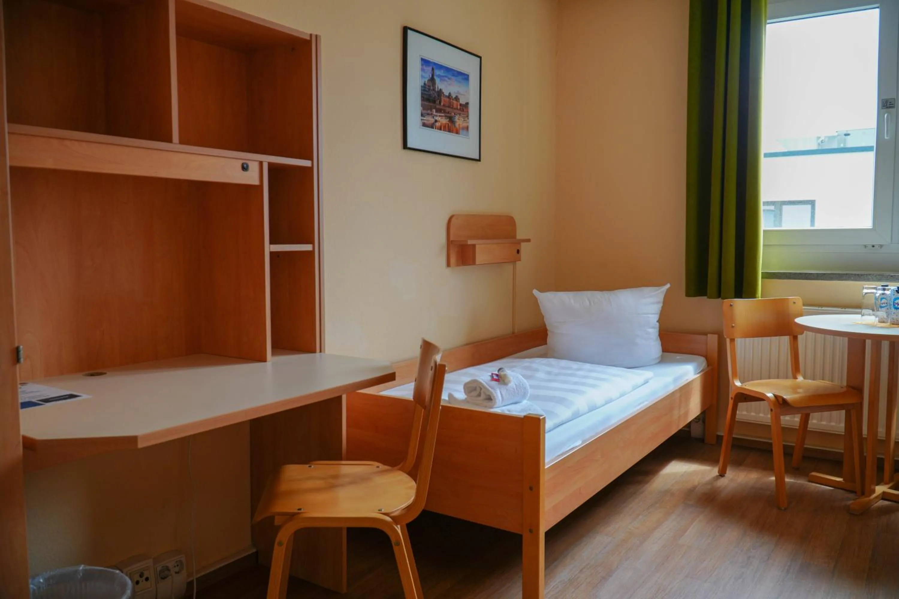 Bed in DJH Jugendherberge Dresden - Jugendgästehaus