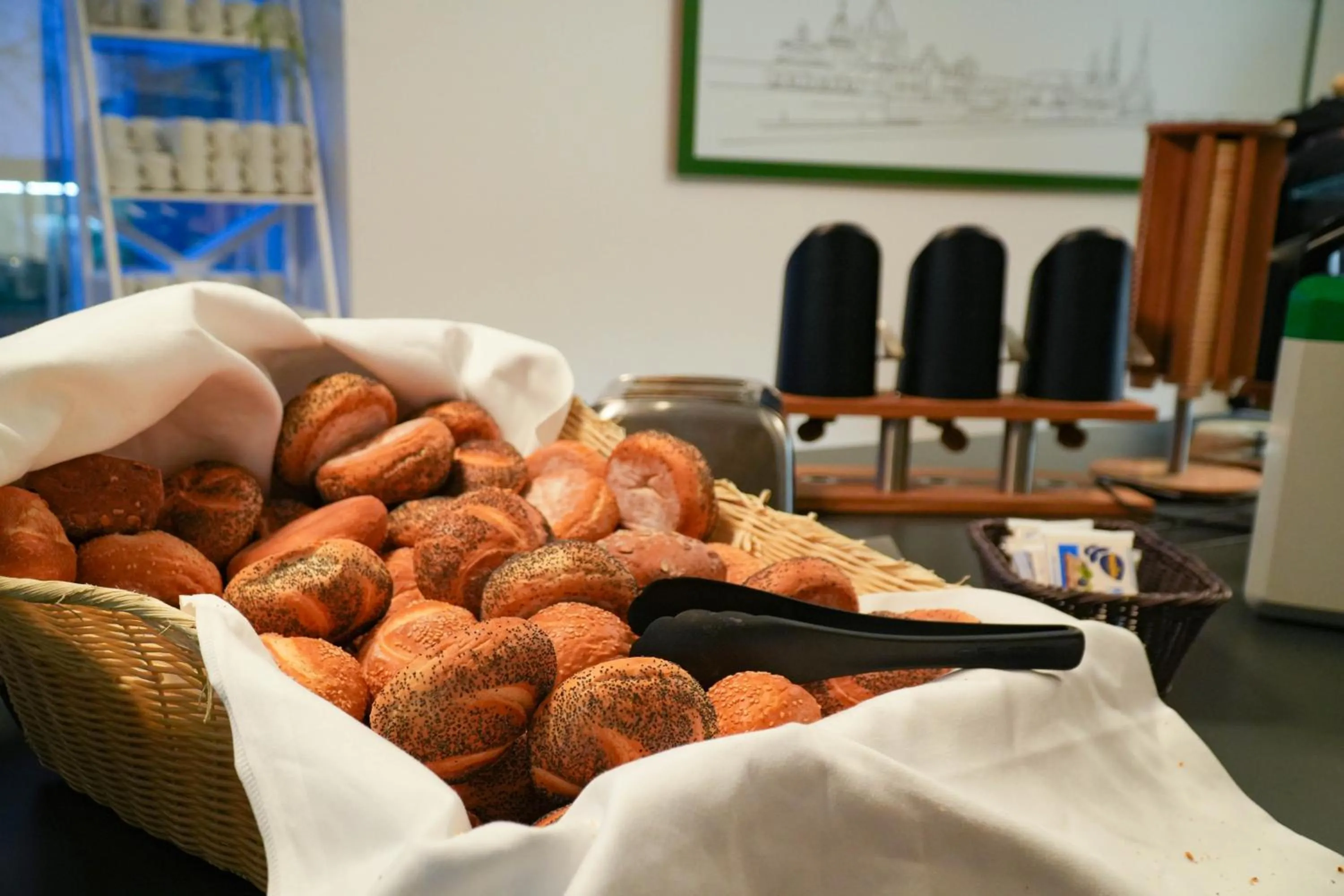Buffet breakfast in DJH Jugendherberge Dresden - Jugendgästehaus