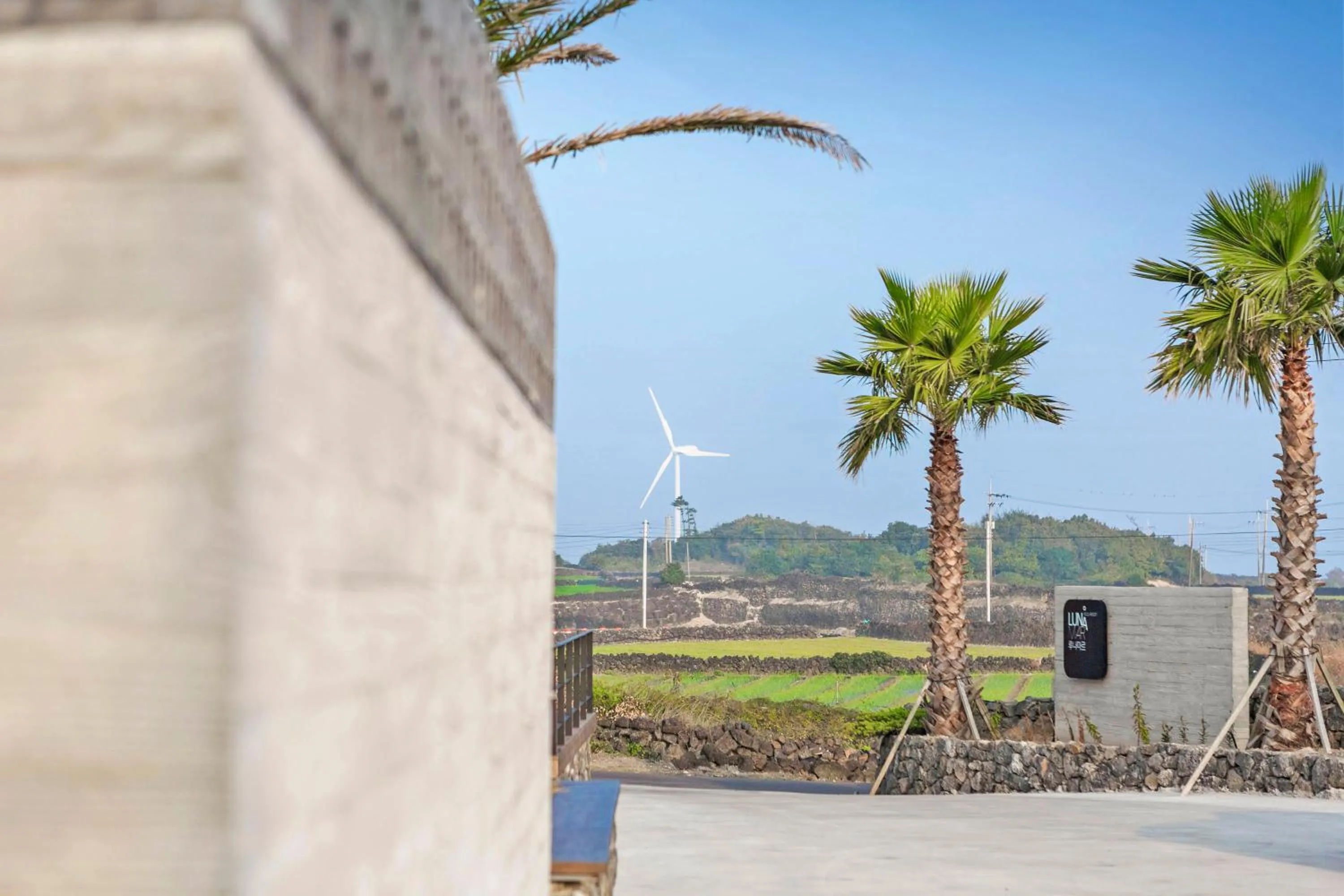 Property building in Lunamar Pension