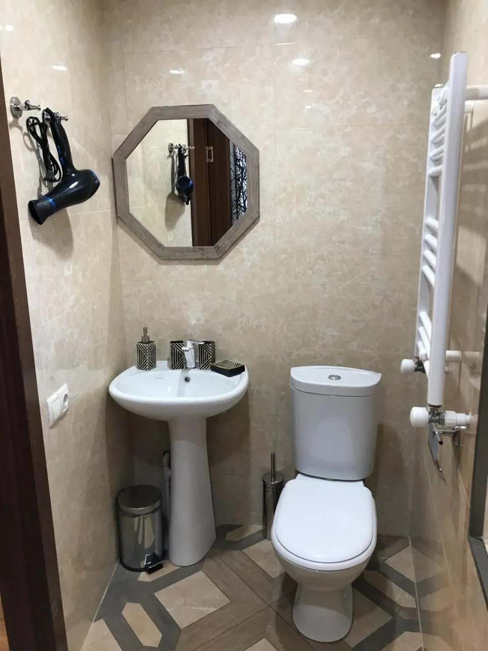 Aleon Hotel