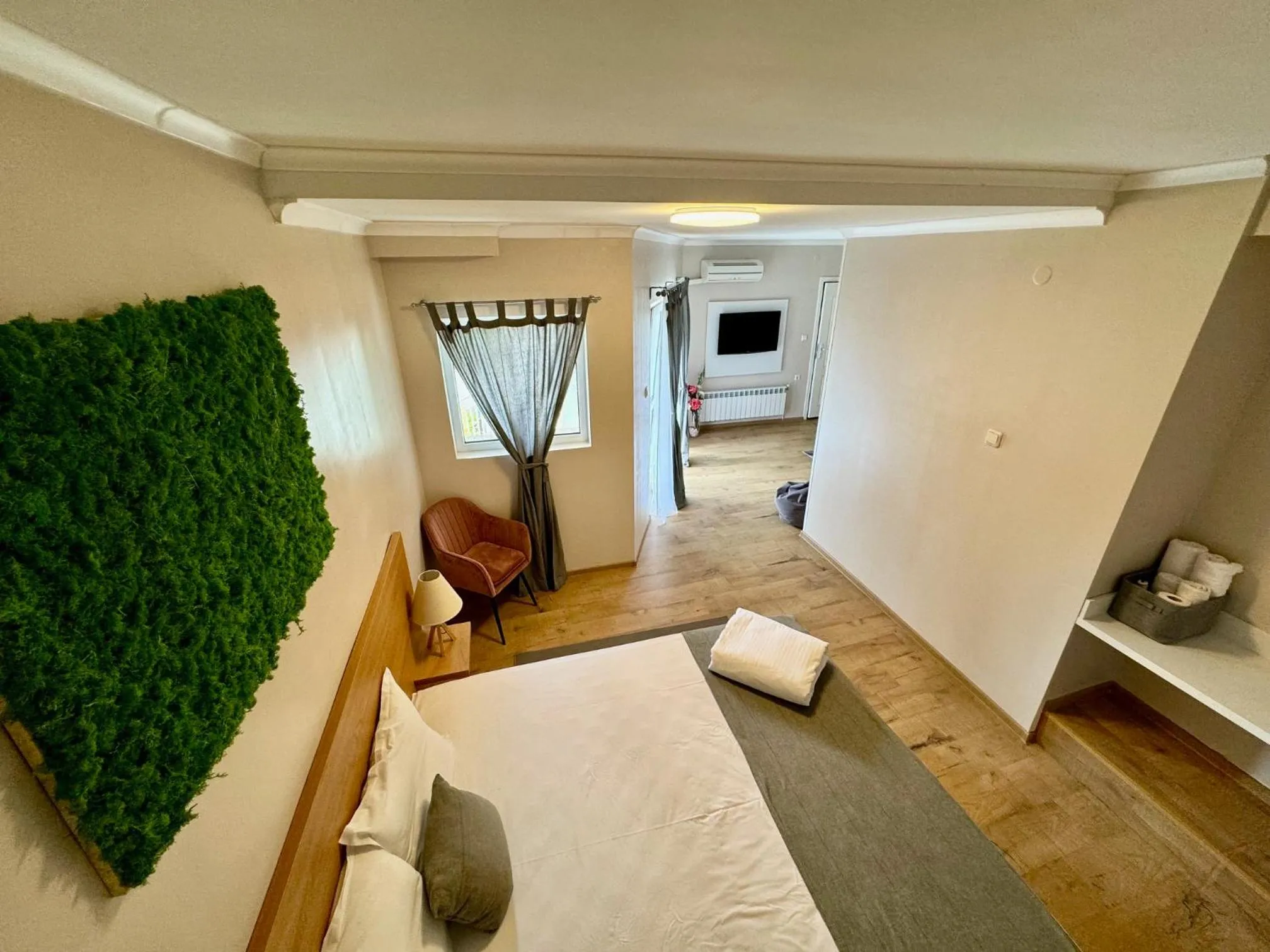 TV and multimedia, Bed in Hotel Amfora