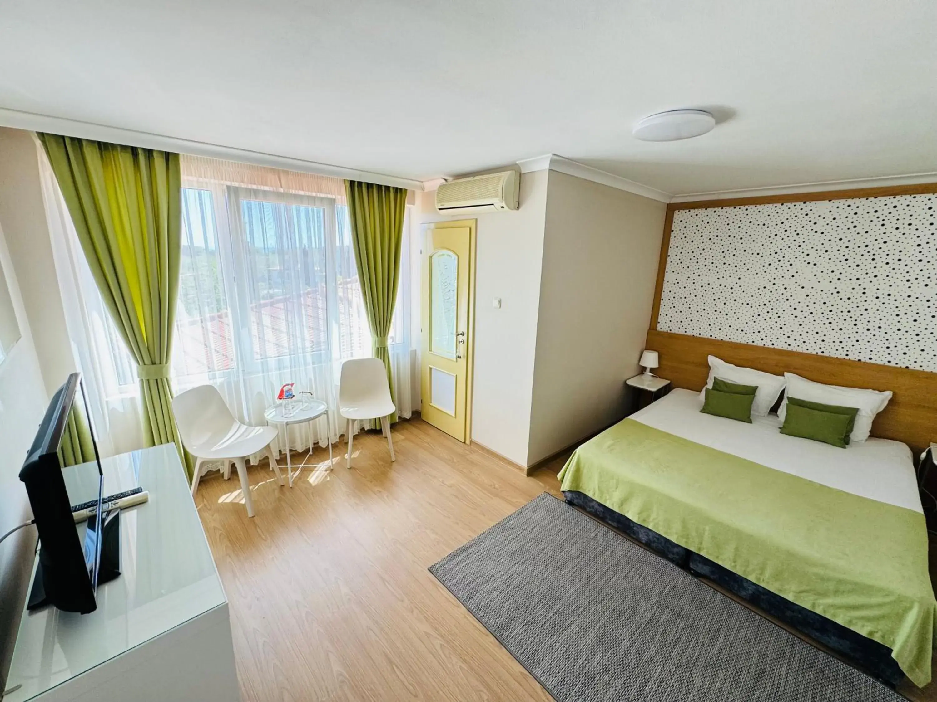 Double or Twin Room with Balcony and Sea View - single occupancy in Hotel Amfora Double or Twin Room with Balcony and Sea View - single occupancy in Hotel Amfora