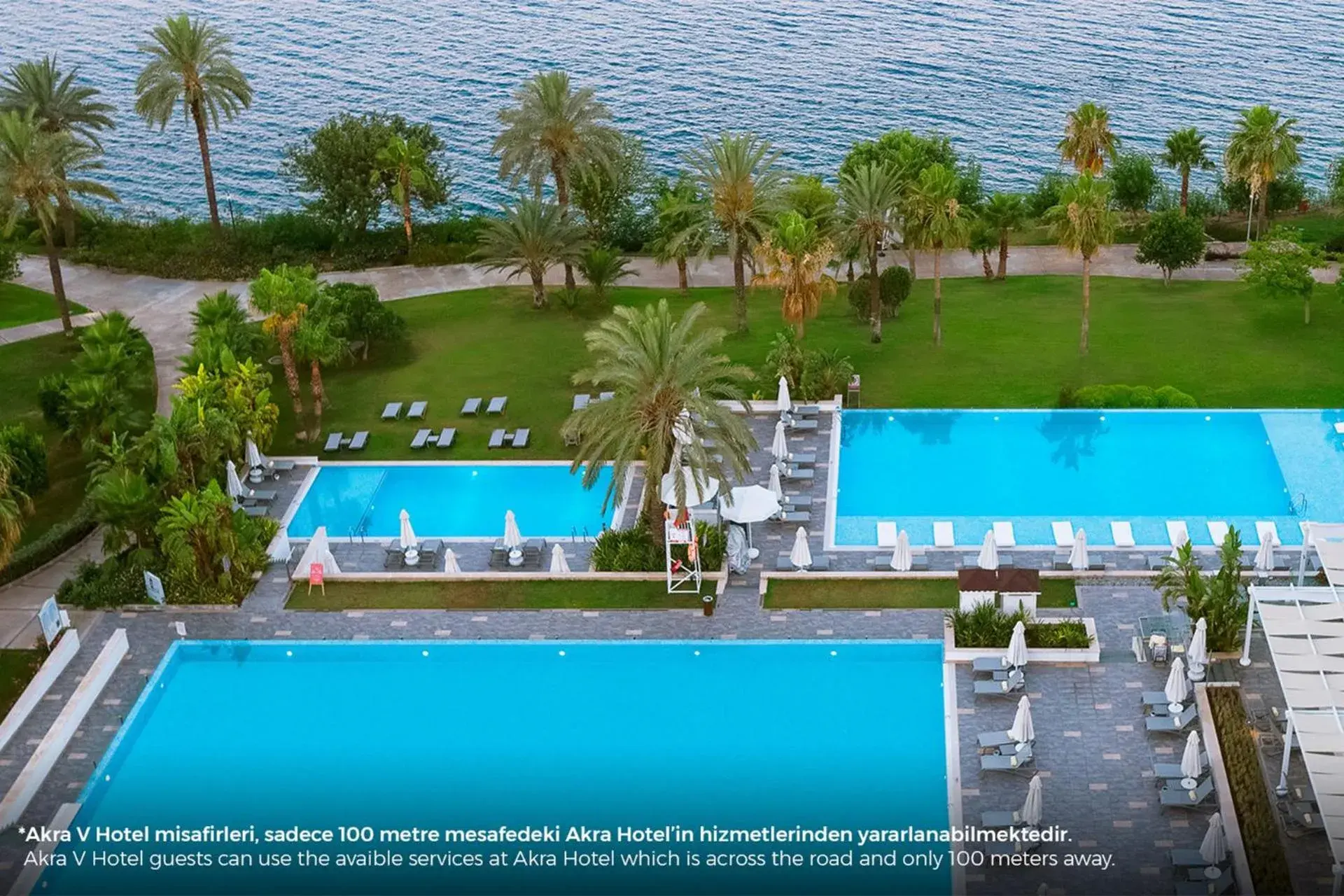 Swimming pool in Akra V - Access to Akra Antalya Swimming pool in Akra V - Access to Akra Antalya