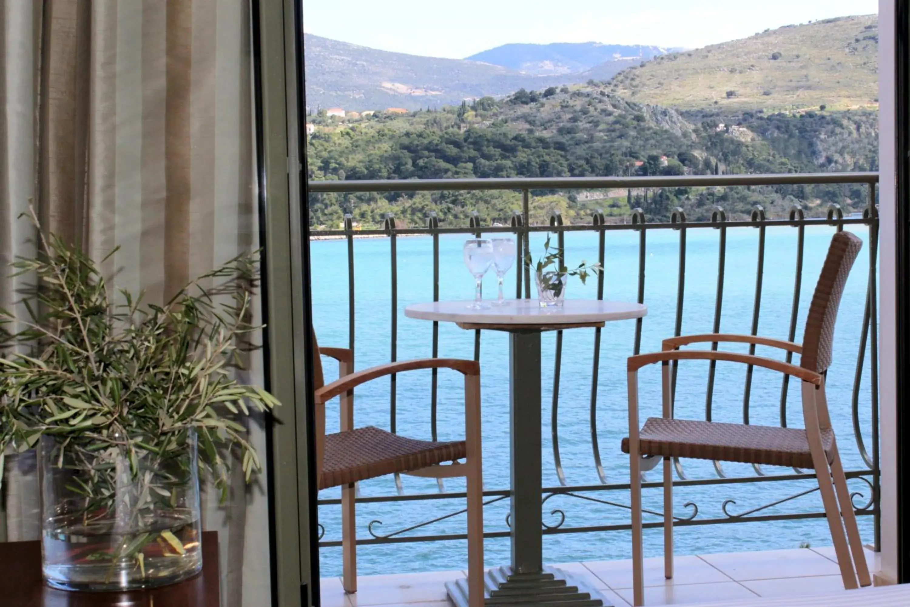 Twin or Double Room with Balcony and Sea View in Tourist Boutique Hotel Twin or Double Room with Balcony and Sea View in Tourist Boutique Hotel
