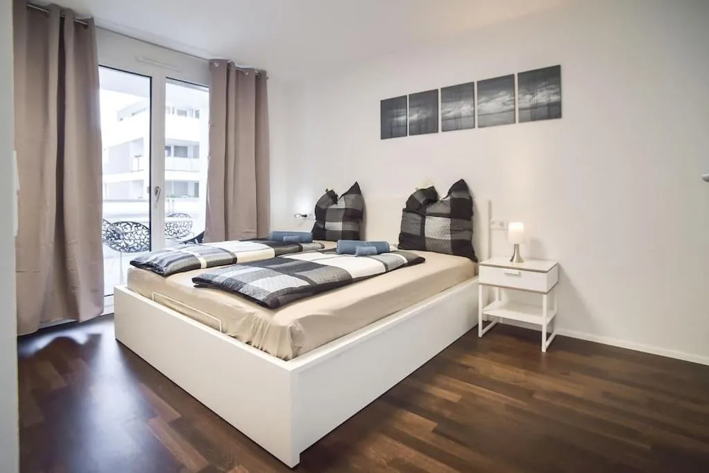 Deluxe Ferienwohnung Apartment Stuttgart Centre/Milaneo