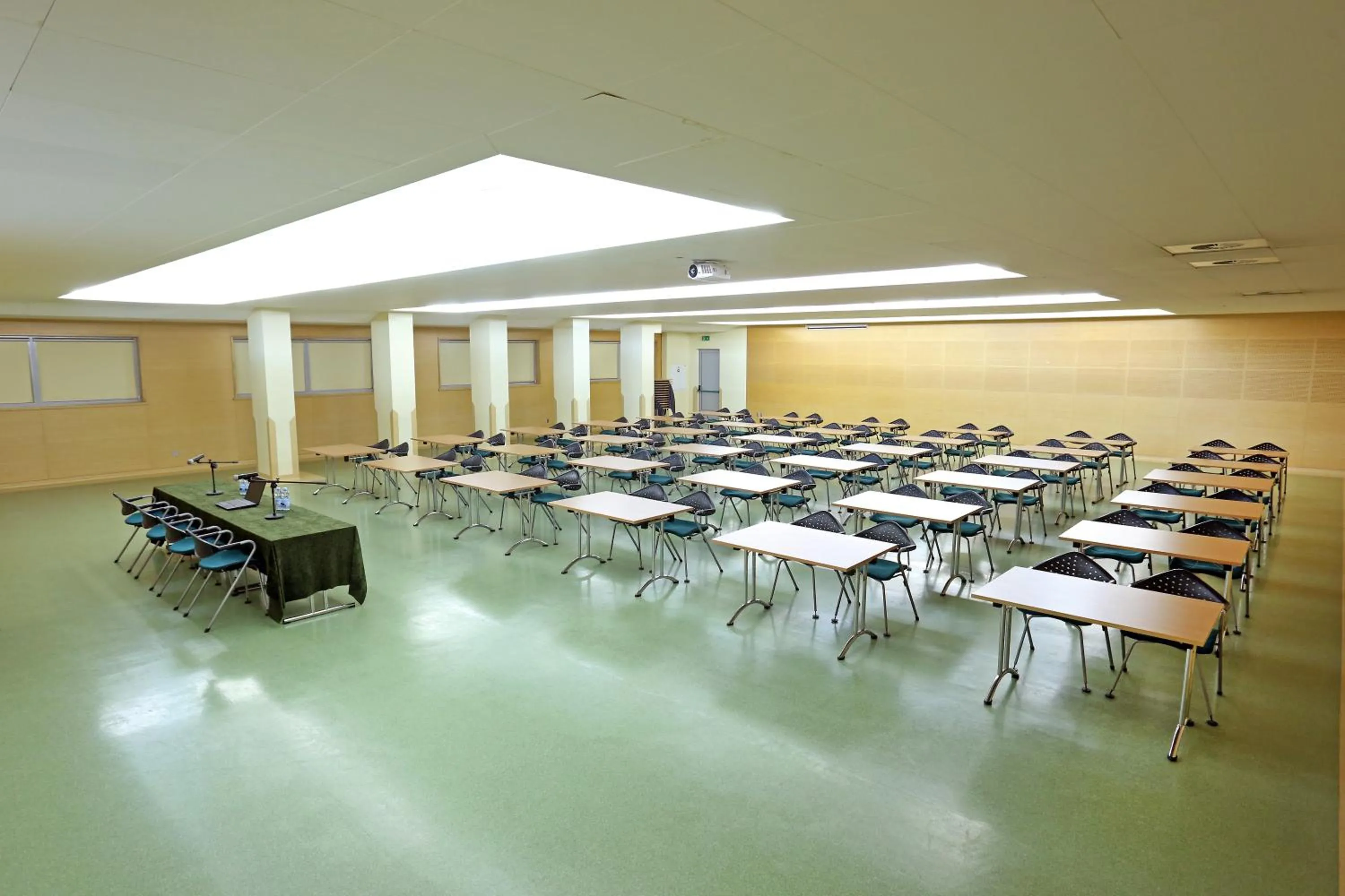 Business facilities in OSiR Polna