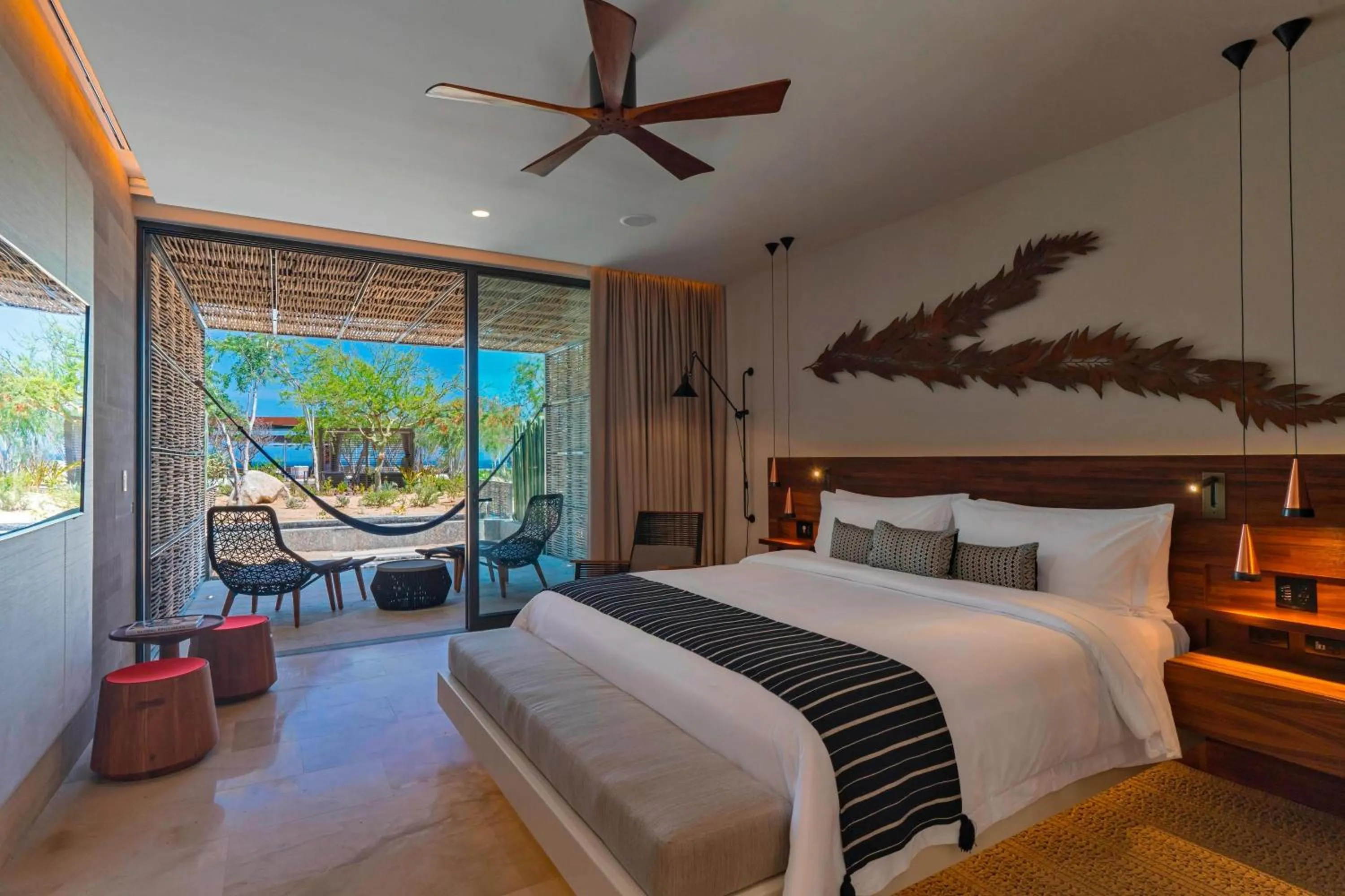 Swimming pool, Bed in Solaz, a Luxury Collection Resort, Los Cabos