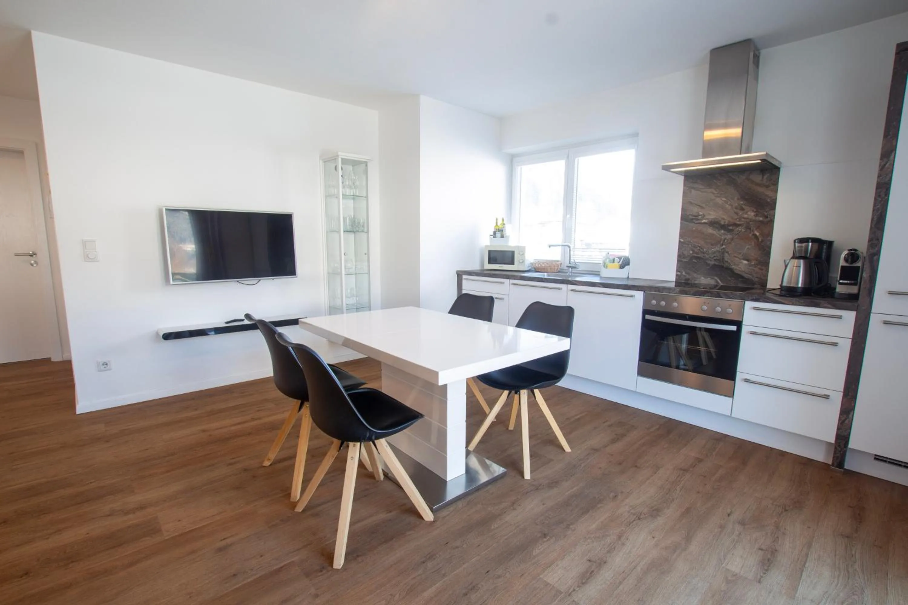 Kitchen or kitchenette in Panorama Apartments - Steinbock Lodges
